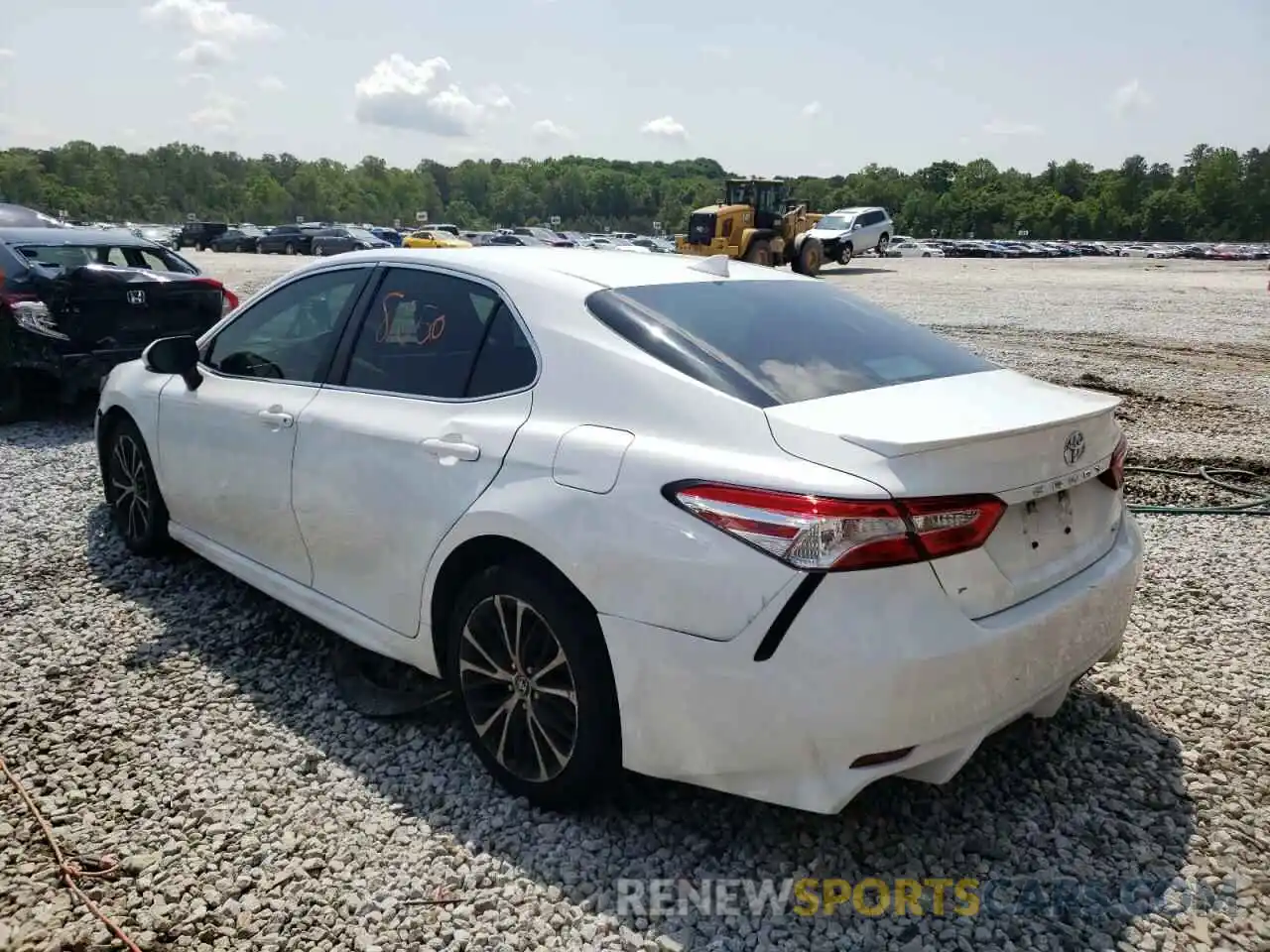 3 Photograph of a damaged car 4T1M11AK3LU921903 TOYOTA CAMRY 2020