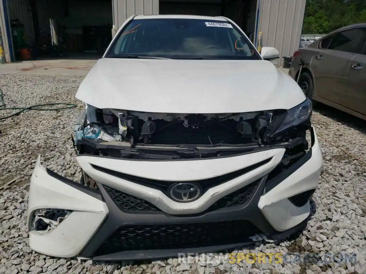 9 Photograph of a damaged car 4T1M11AK3LU921903 TOYOTA CAMRY 2020