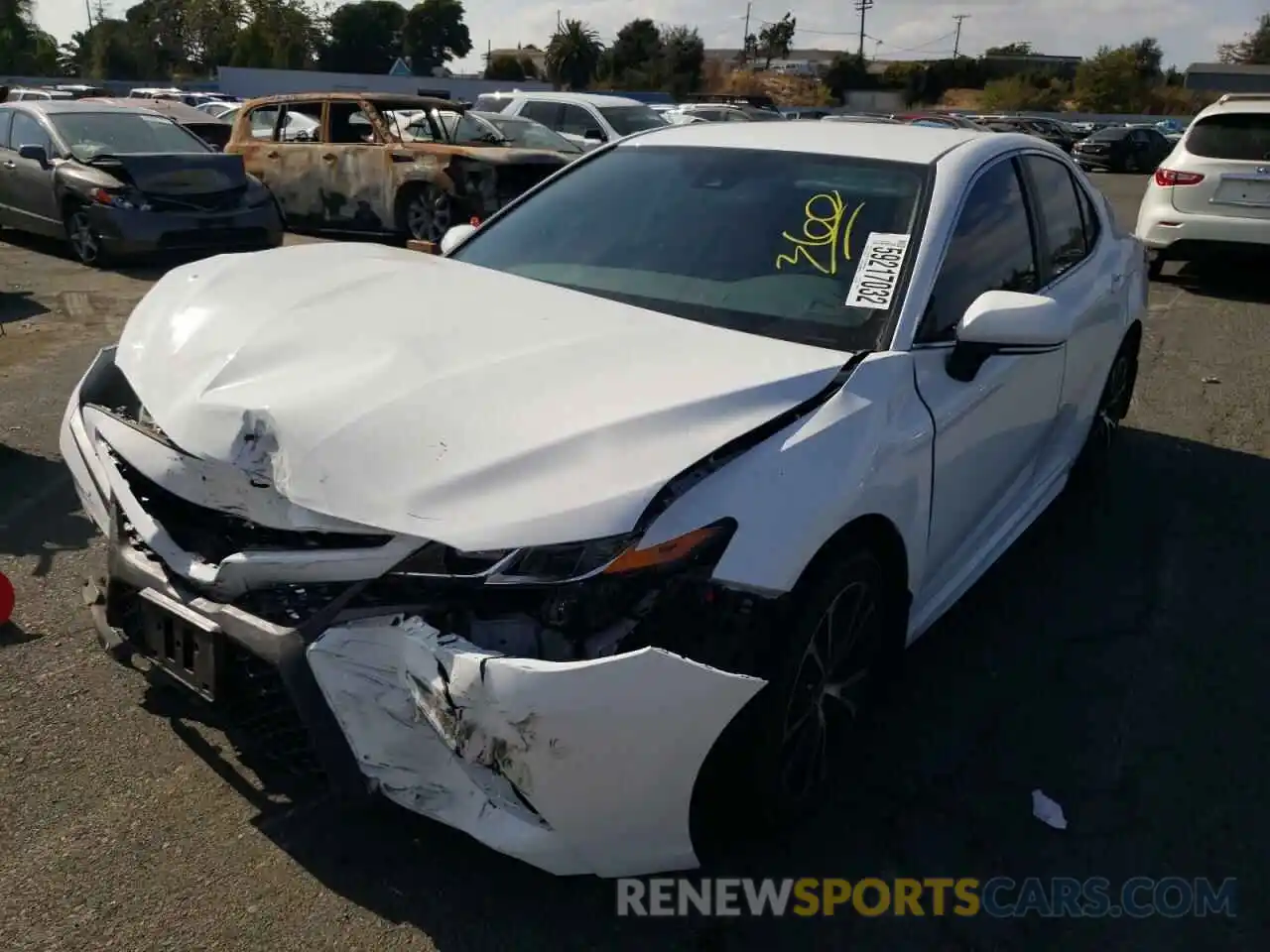 2 Photograph of a damaged car 4T1M11AK3LU964458 TOYOTA CAMRY 2020