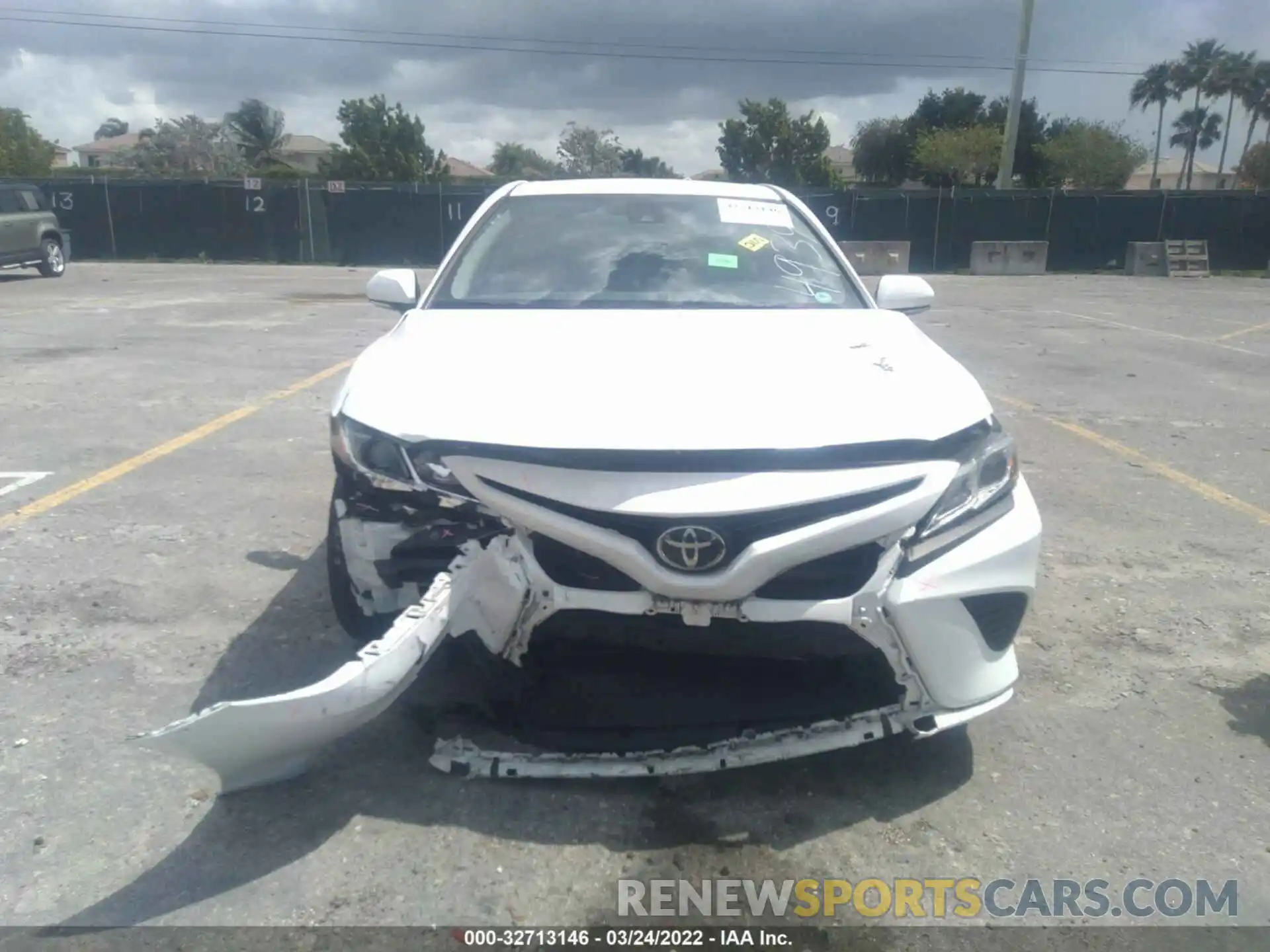 6 Photograph of a damaged car 4T1M11AK3LU974939 TOYOTA CAMRY 2020