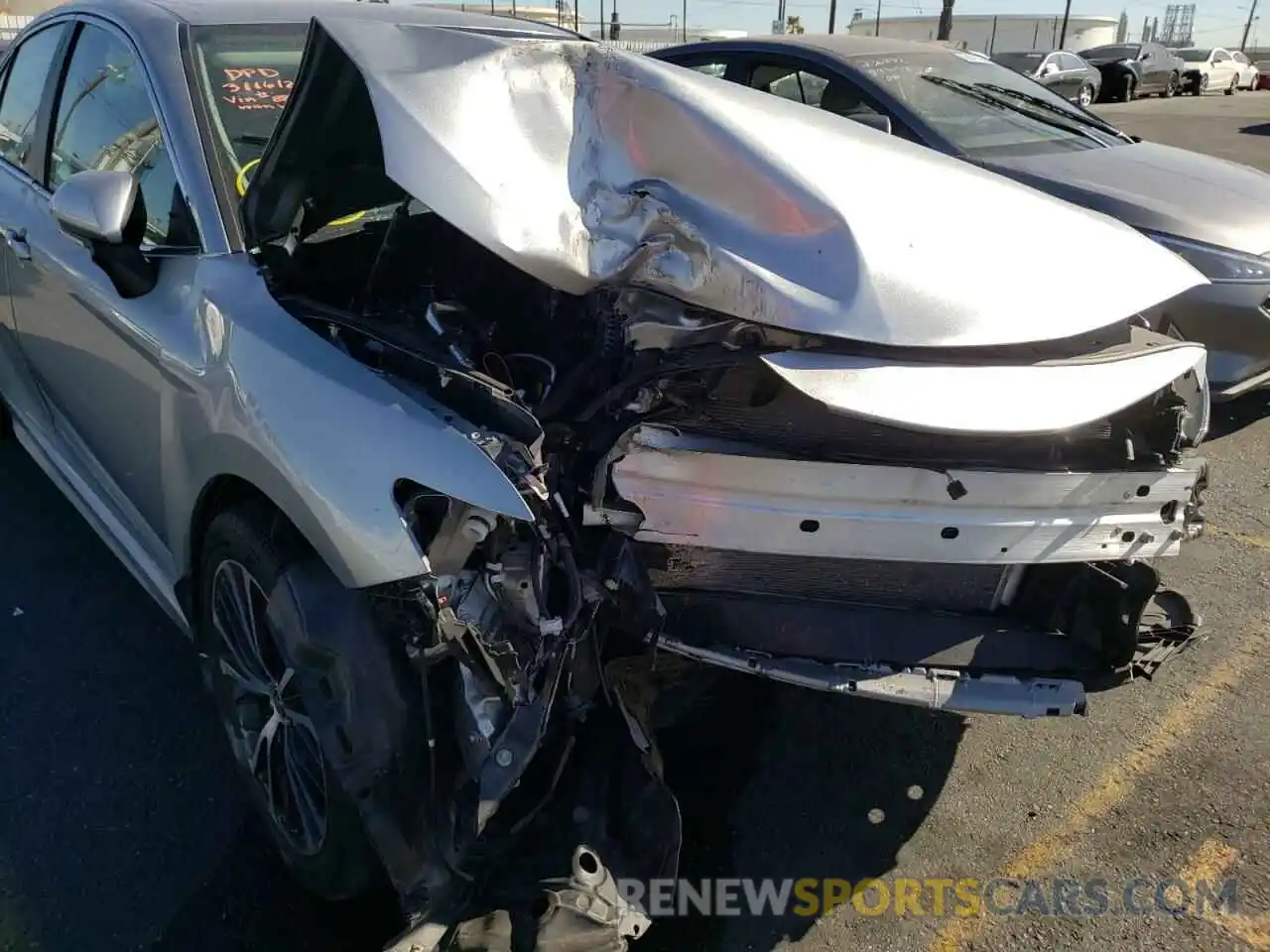 9 Photograph of a damaged car 4T1M11AK3LU988968 TOYOTA CAMRY 2020