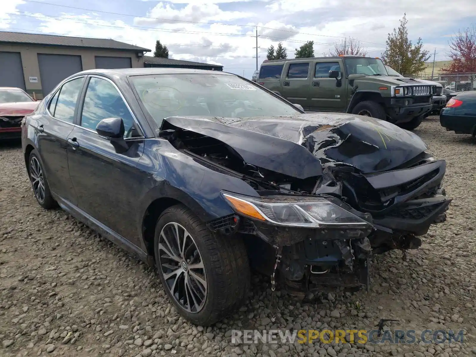 1 Photograph of a damaged car 4T1M11AK4LU321553 TOYOTA CAMRY 2020