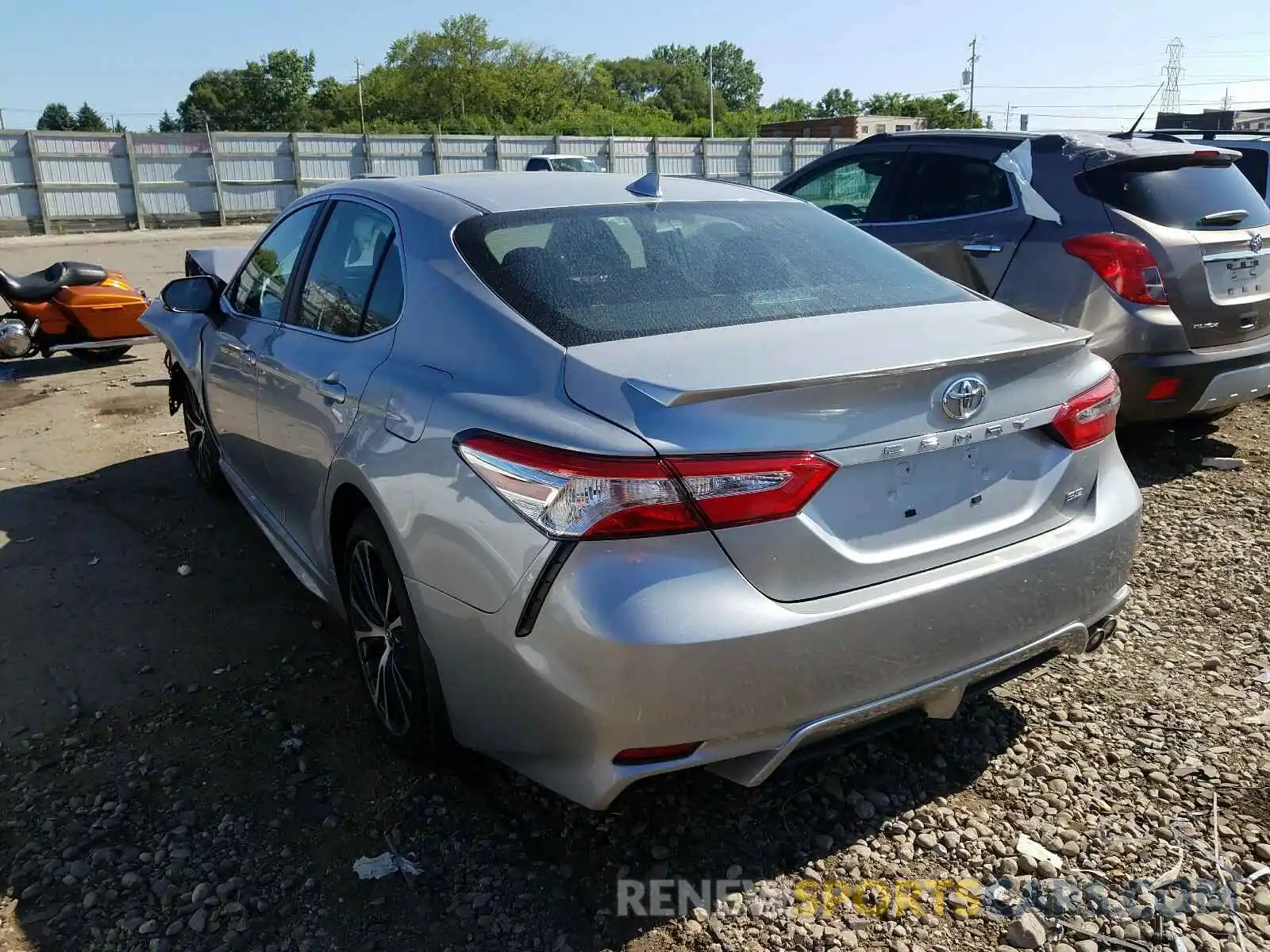 3 Photograph of a damaged car 4T1M11AK4LU338109 TOYOTA CAMRY 2020