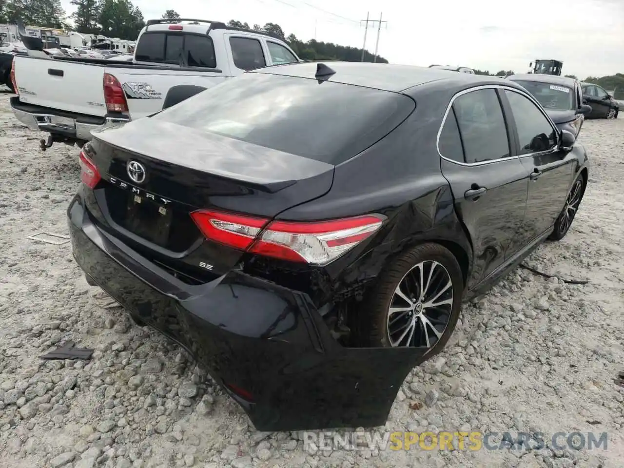 2 Photograph of a damaged car 4T1M11AK4LU508680 TOYOTA CAMRY 2020