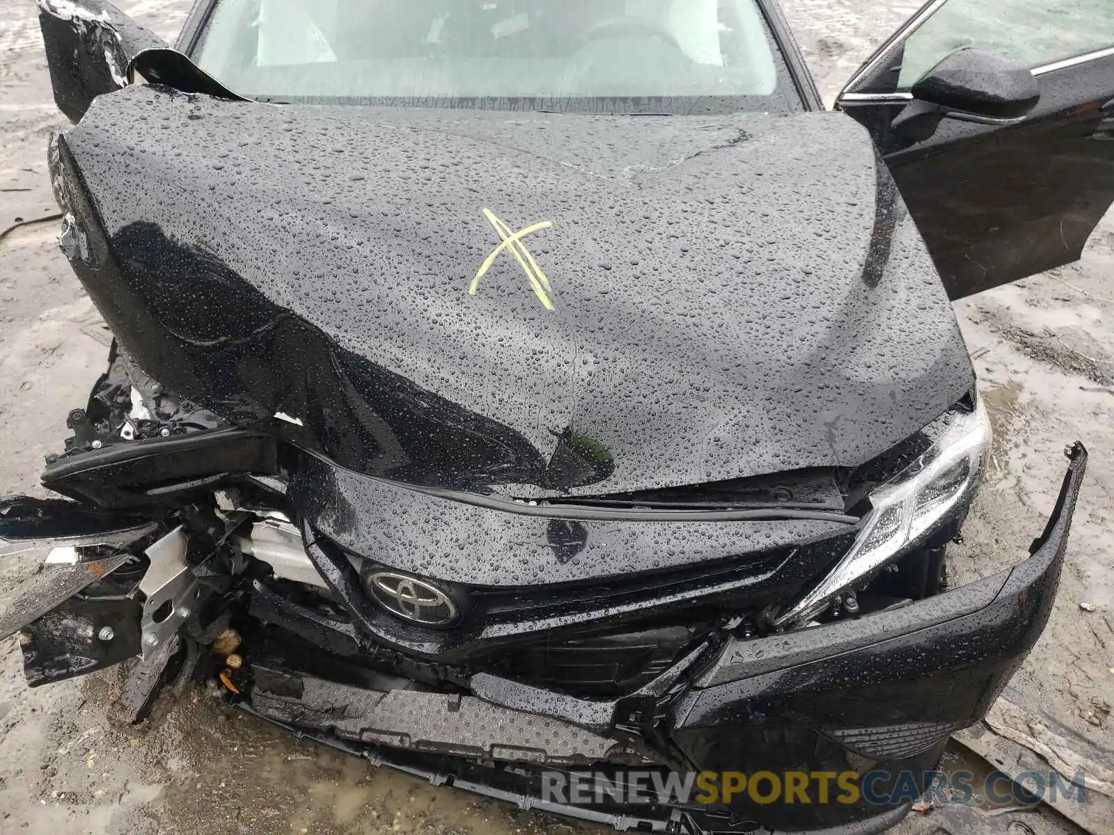 7 Photograph of a damaged car 4T1M11AK4LU859072 TOYOTA CAMRY 2020