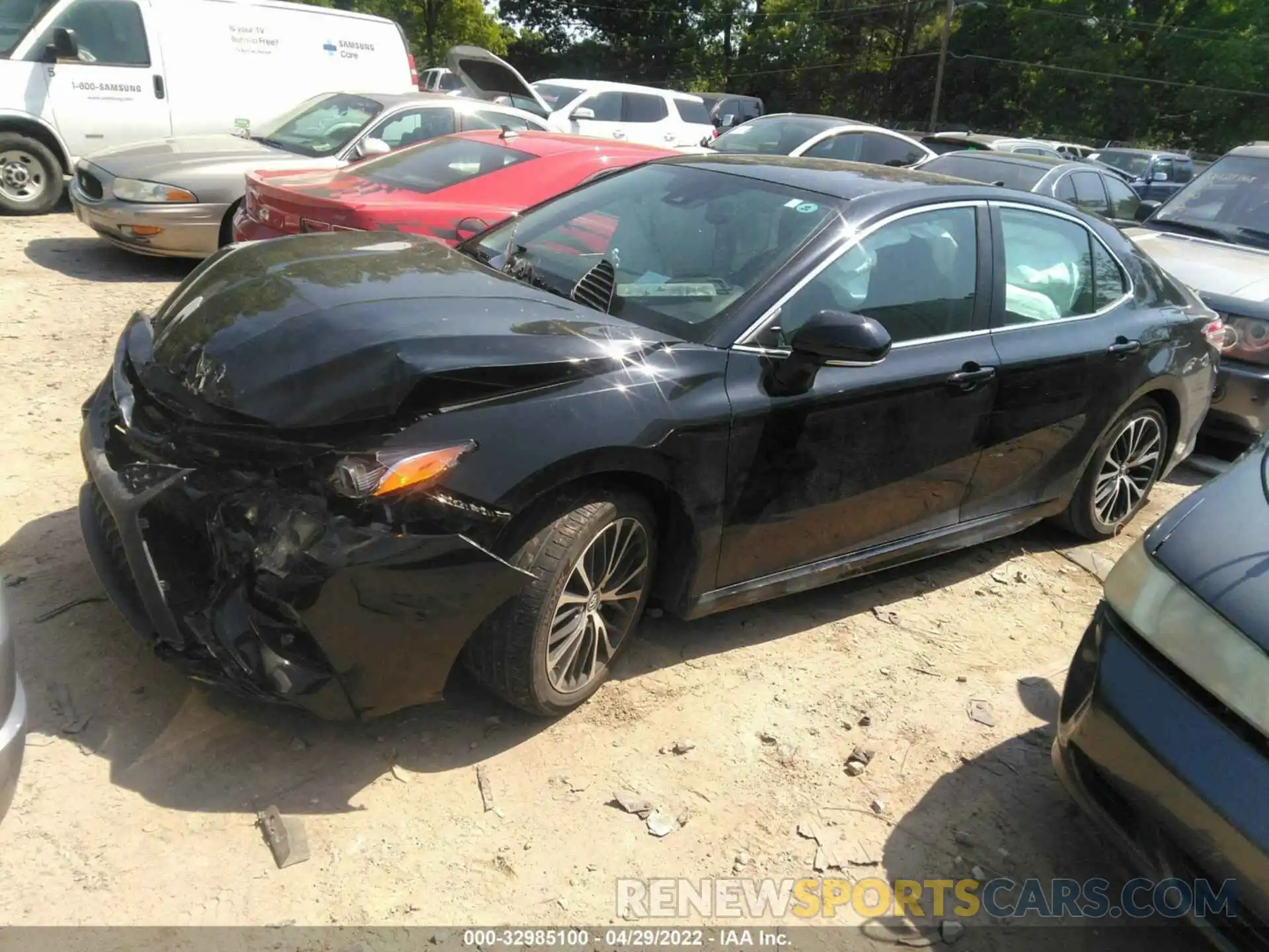 2 Photograph of a damaged car 4T1M11AK4LU875403 TOYOTA CAMRY 2020