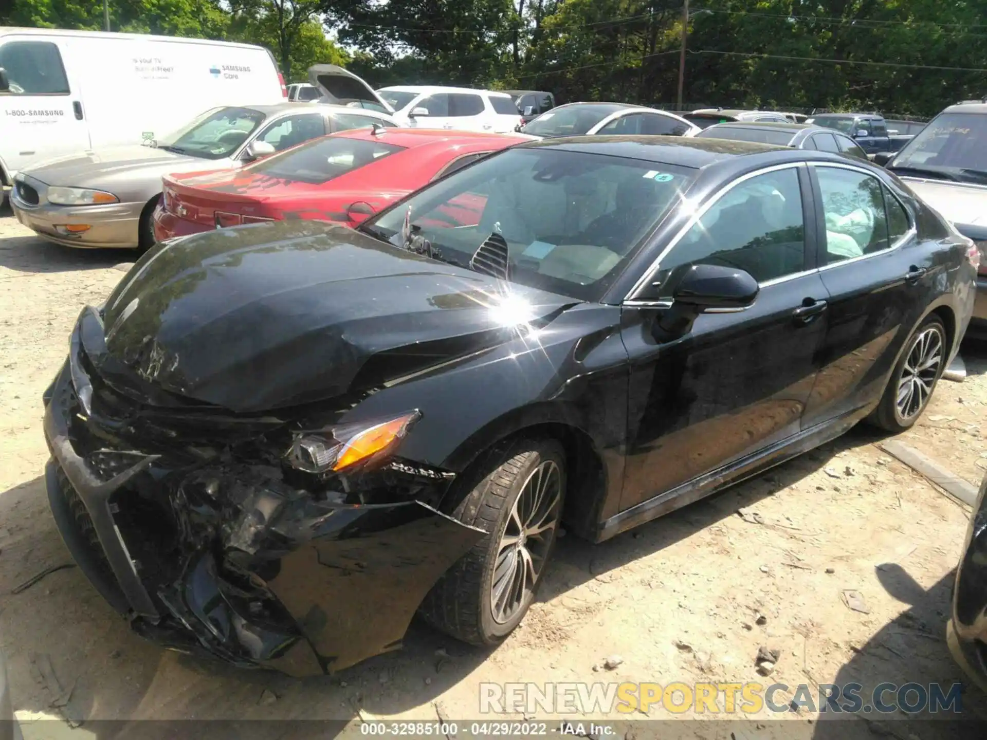 6 Photograph of a damaged car 4T1M11AK4LU875403 TOYOTA CAMRY 2020