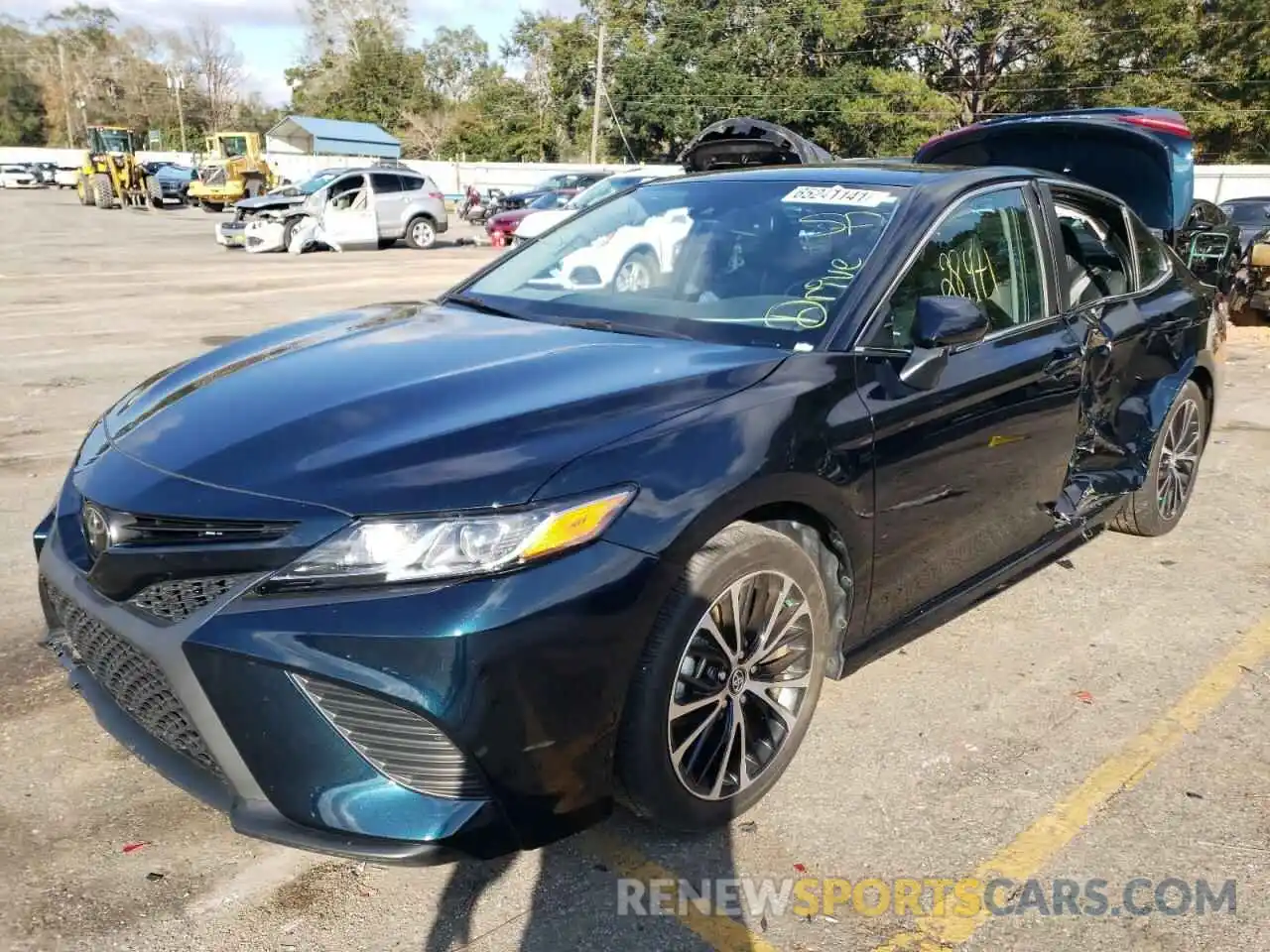 2 Photograph of a damaged car 4T1M11AK4LU888863 TOYOTA CAMRY 2020