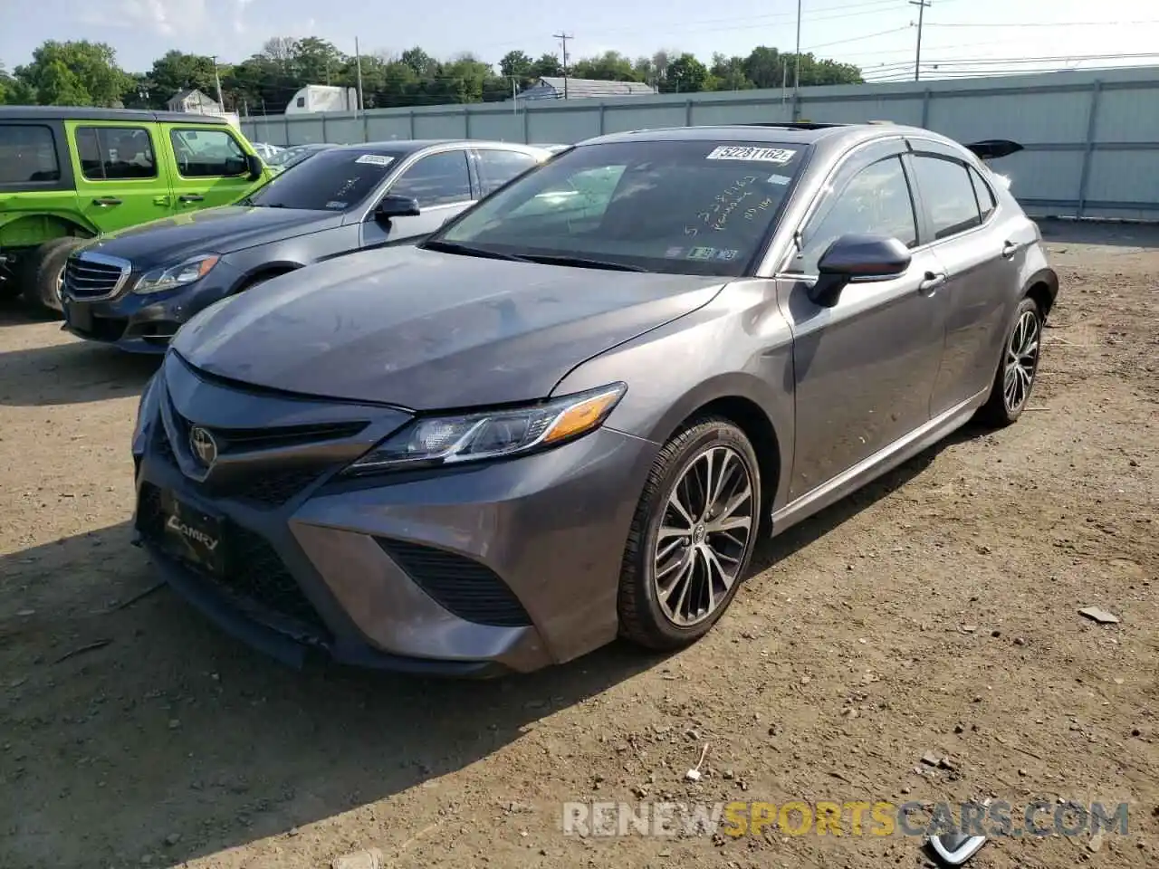 2 Photograph of a damaged car 4T1M11AK4LU916225 TOYOTA CAMRY 2020