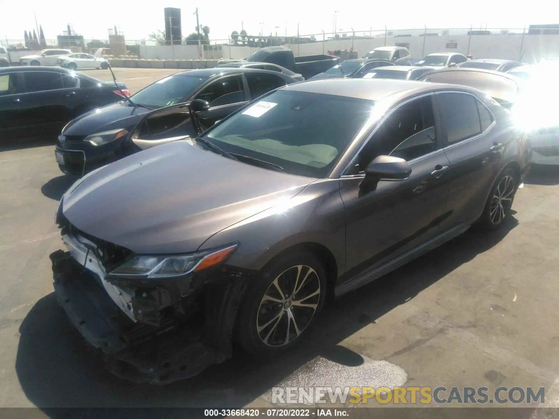 2 Photograph of a damaged car 4T1M11AK4LU922493 TOYOTA CAMRY 2020