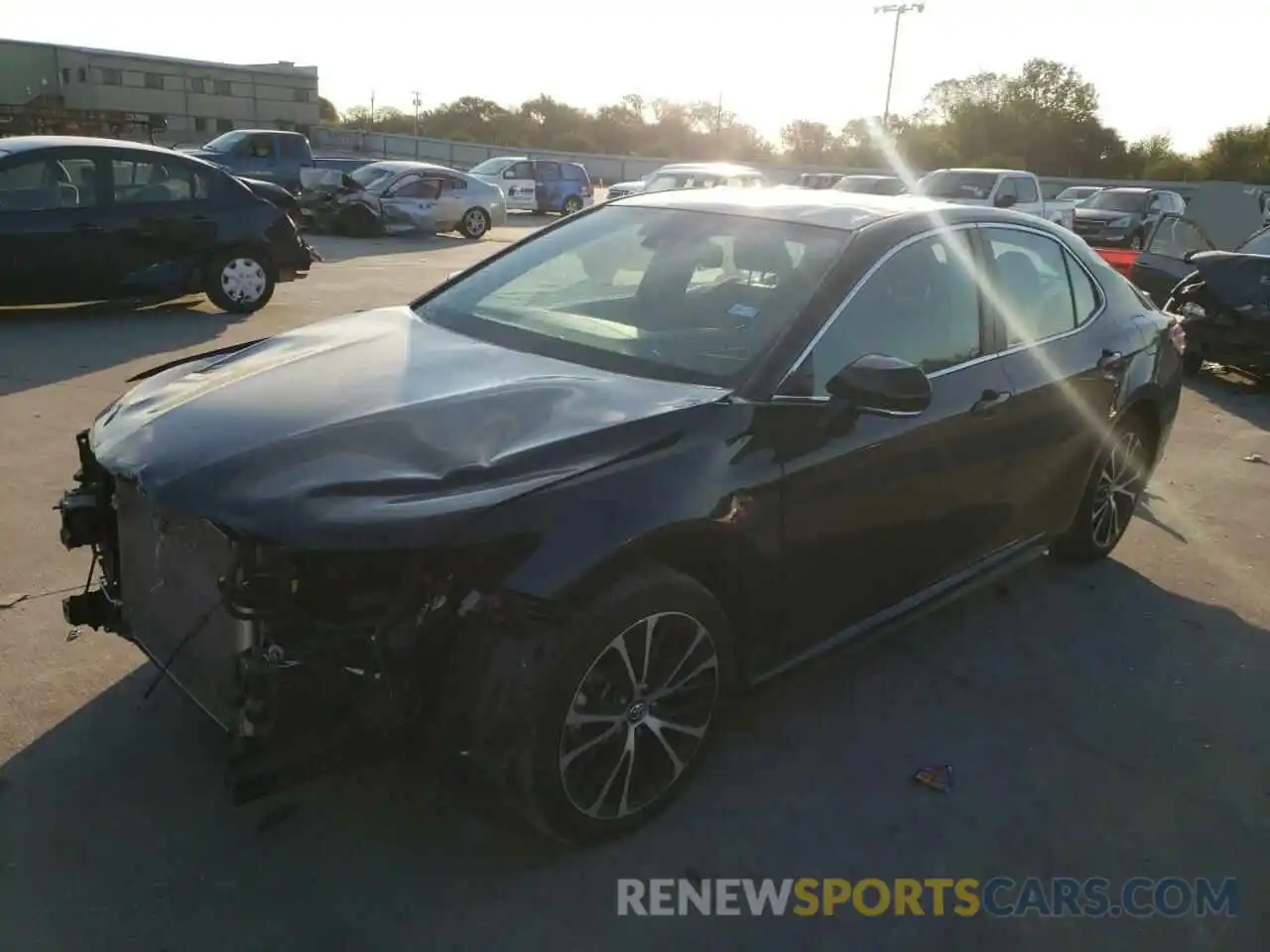 2 Photograph of a damaged car 4T1M11AK4LU933820 TOYOTA CAMRY 2020