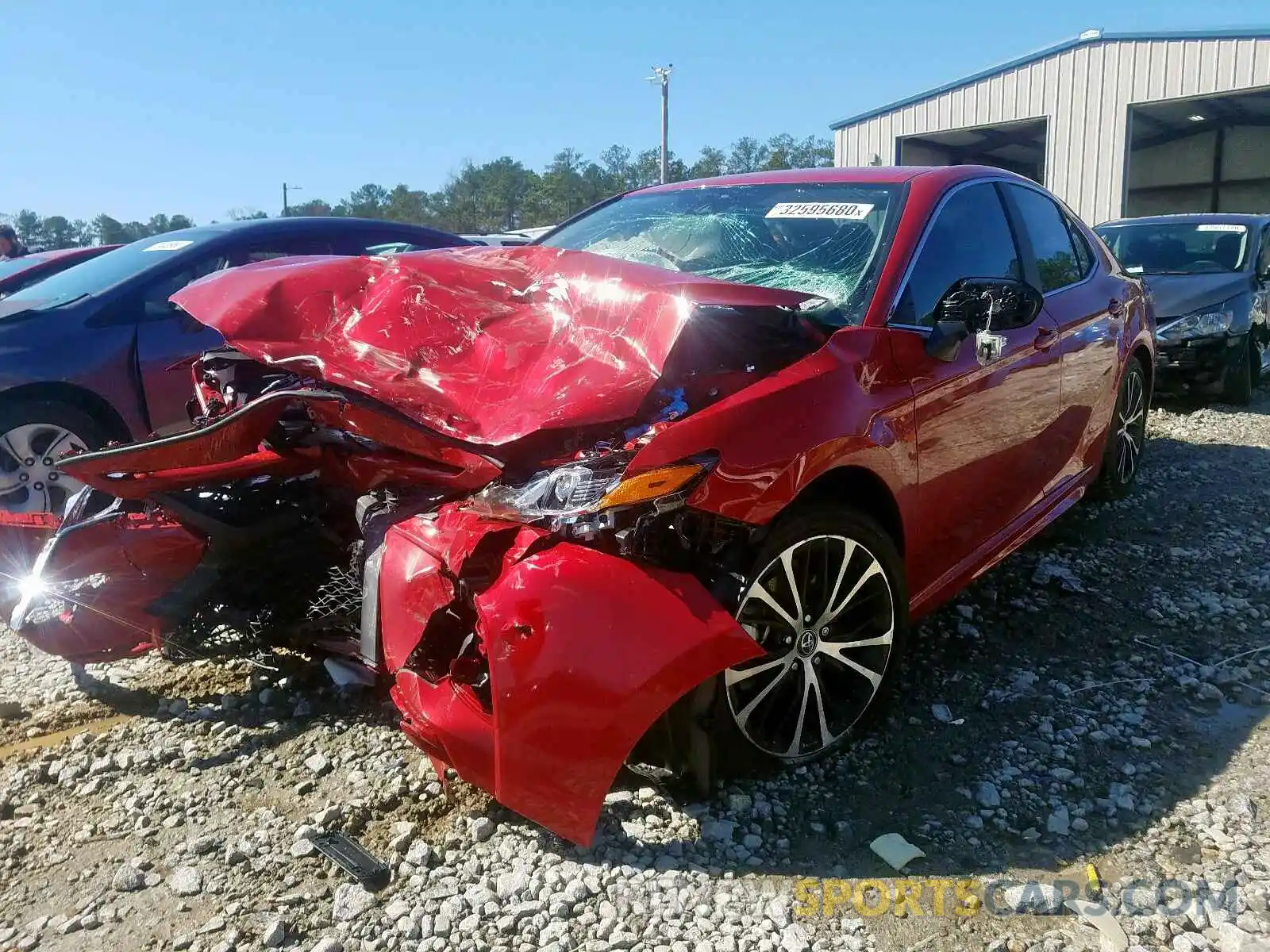 2 Photograph of a damaged car 4T1M11AK5LU310268 TOYOTA CAMRY 2020