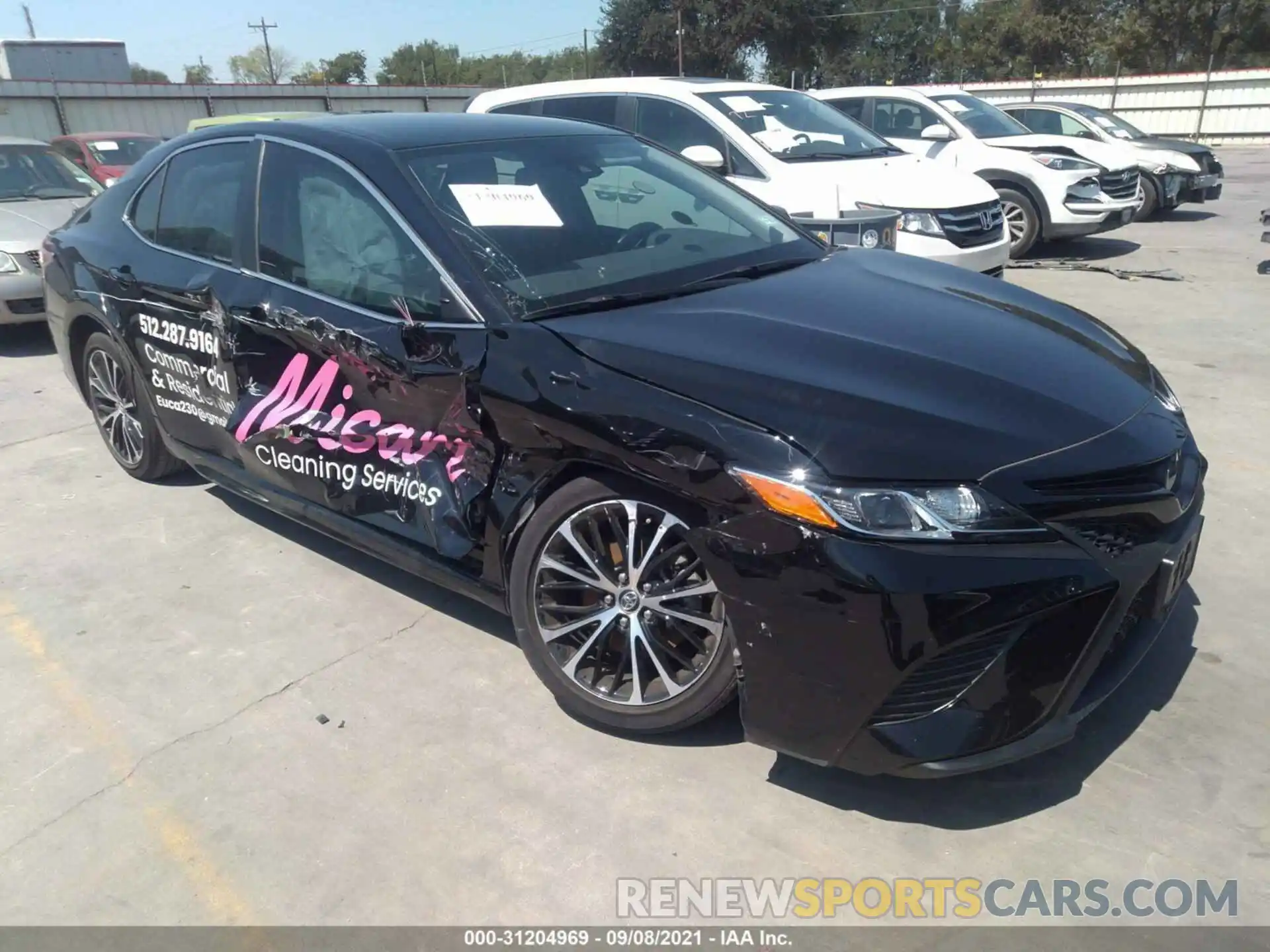 1 Photograph of a damaged car 4T1M11AK5LU351550 TOYOTA CAMRY 2020