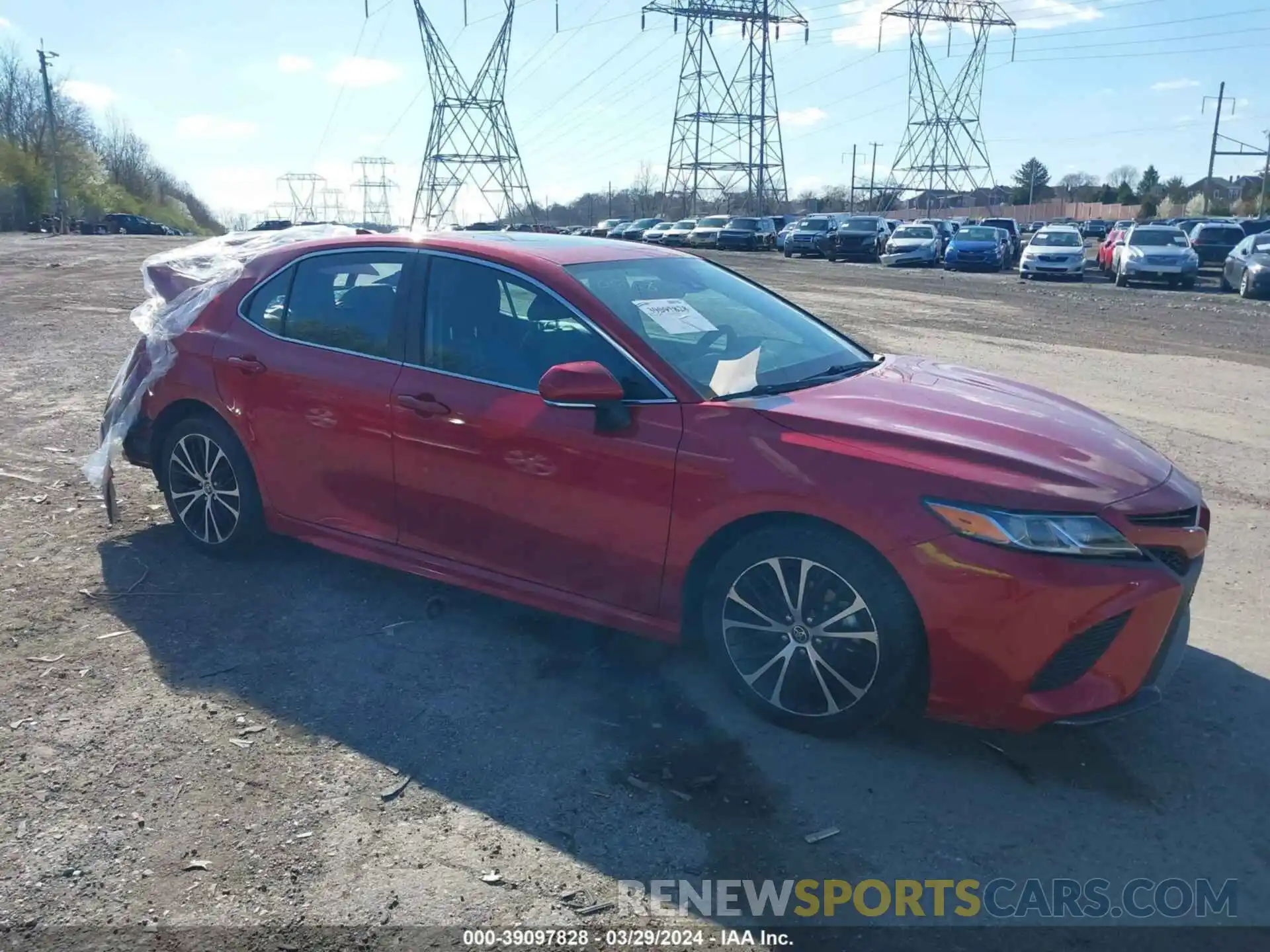 1 Photograph of a damaged car 4T1M11AK5LU389599 TOYOTA CAMRY 2020