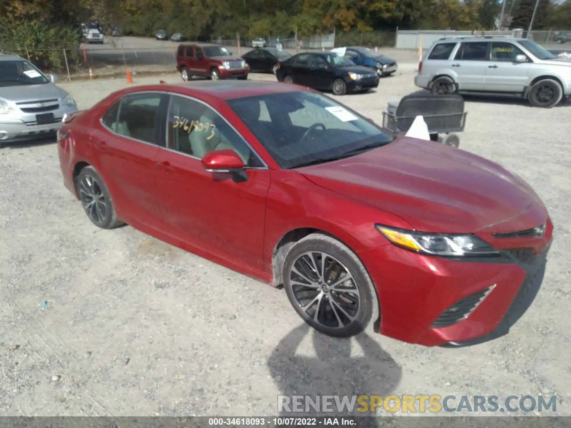 1 Photograph of a damaged car 4T1M11AK5LU399033 TOYOTA CAMRY 2020