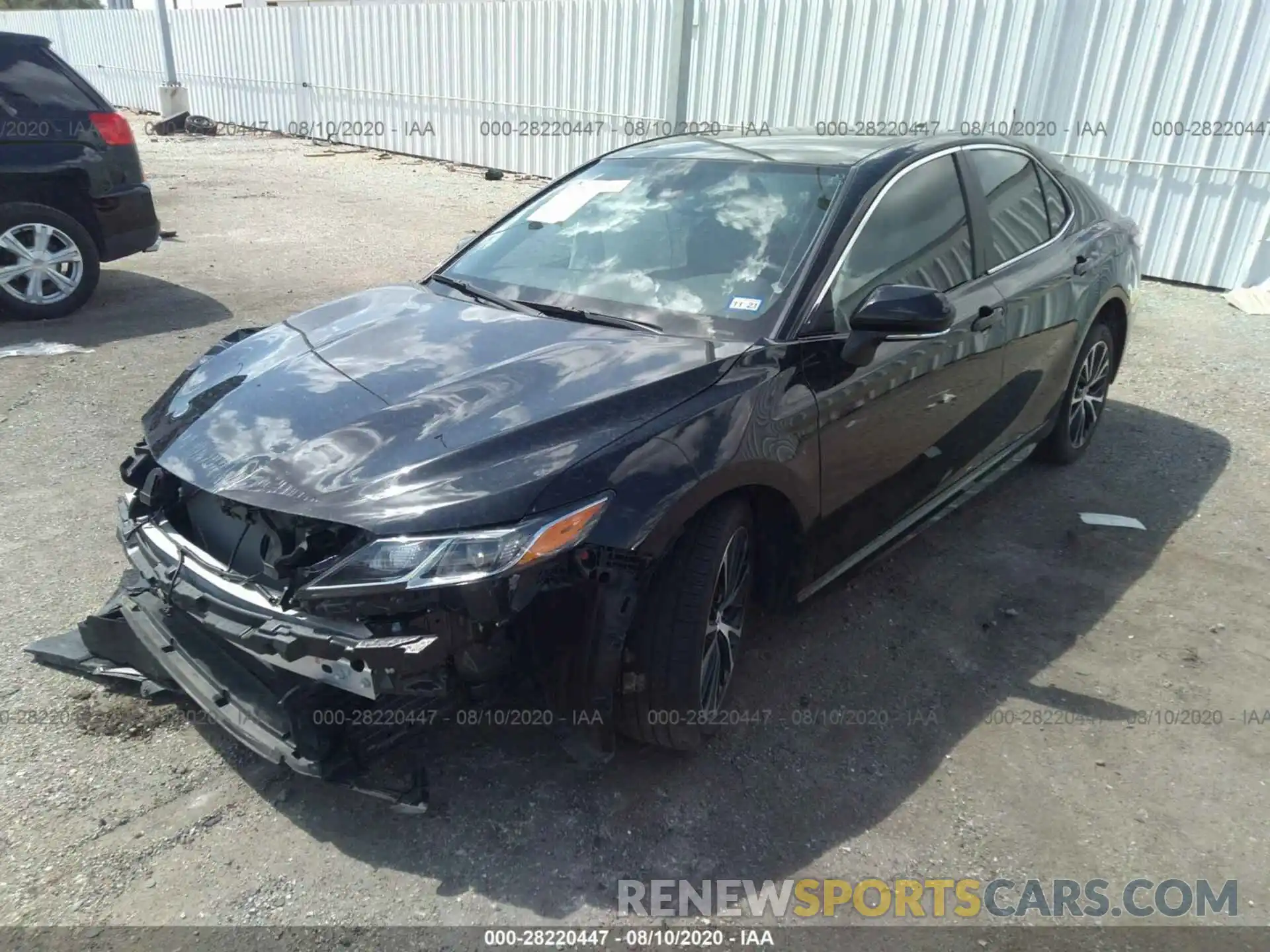 2 Photograph of a damaged car 4T1M11AK5LU861655 TOYOTA CAMRY 2020