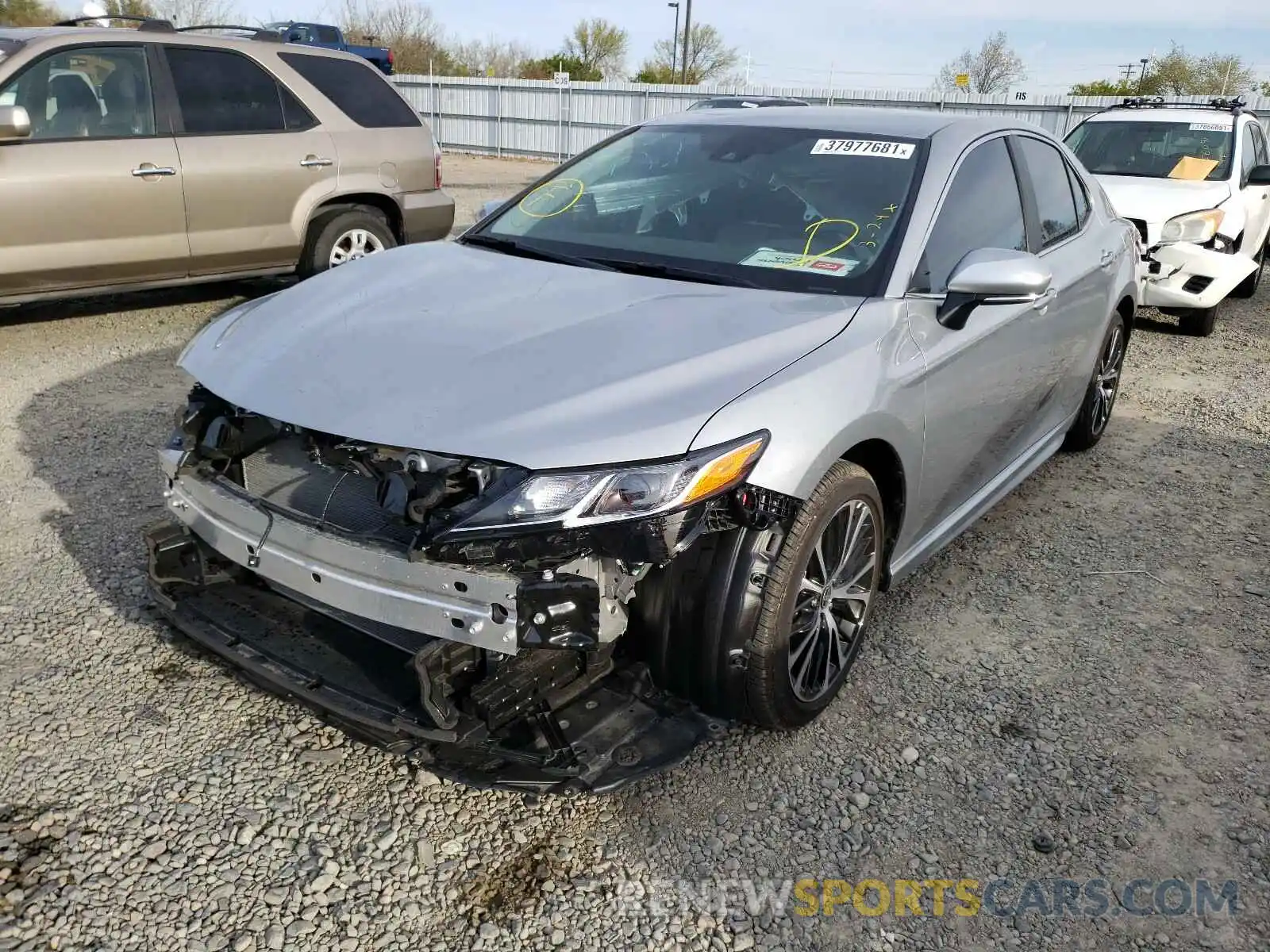 2 Photograph of a damaged car 4T1M11AK5LU968172 TOYOTA CAMRY 2020