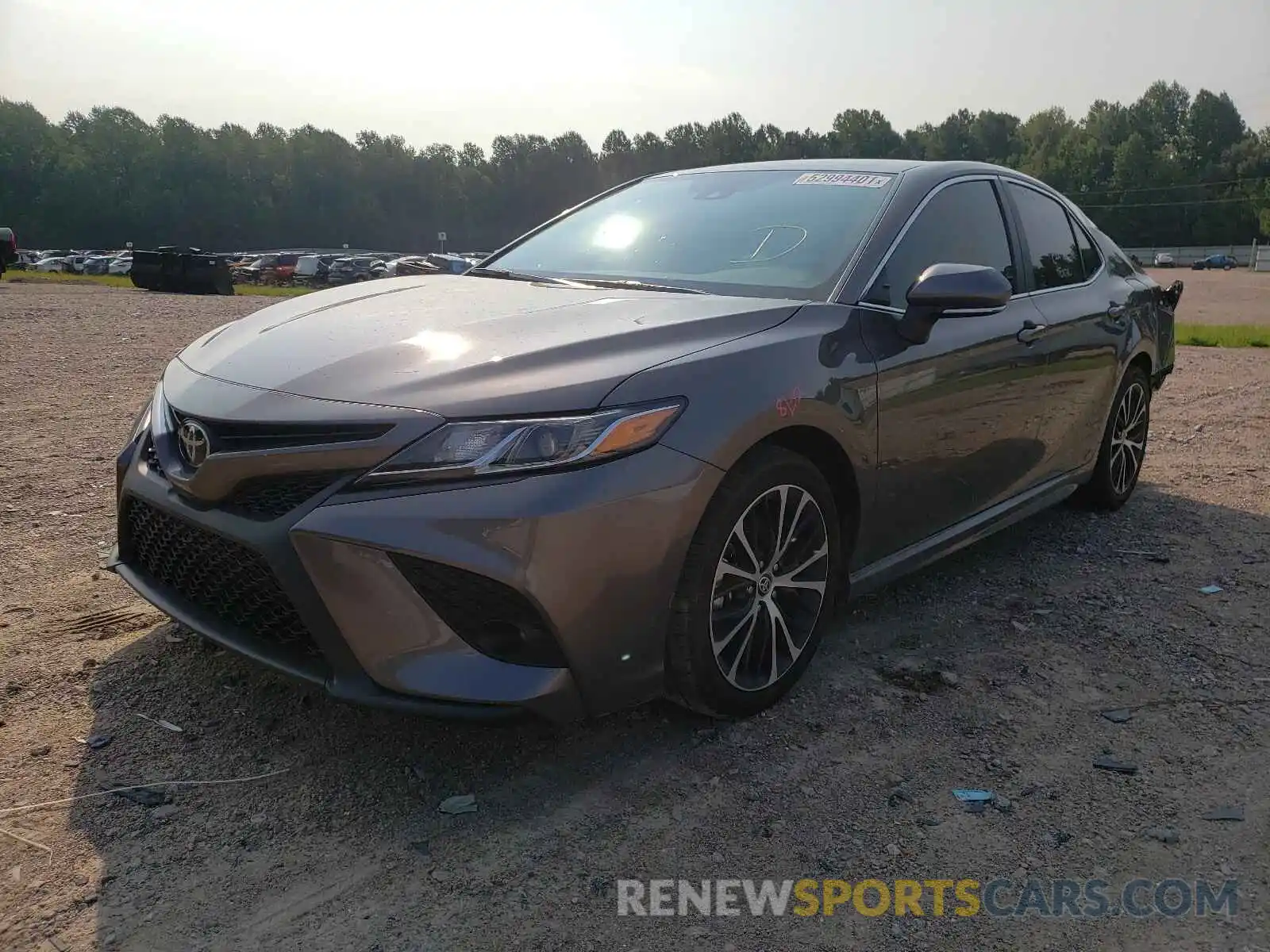 2 Photograph of a damaged car 4T1M11AK5LU993900 TOYOTA CAMRY 2020