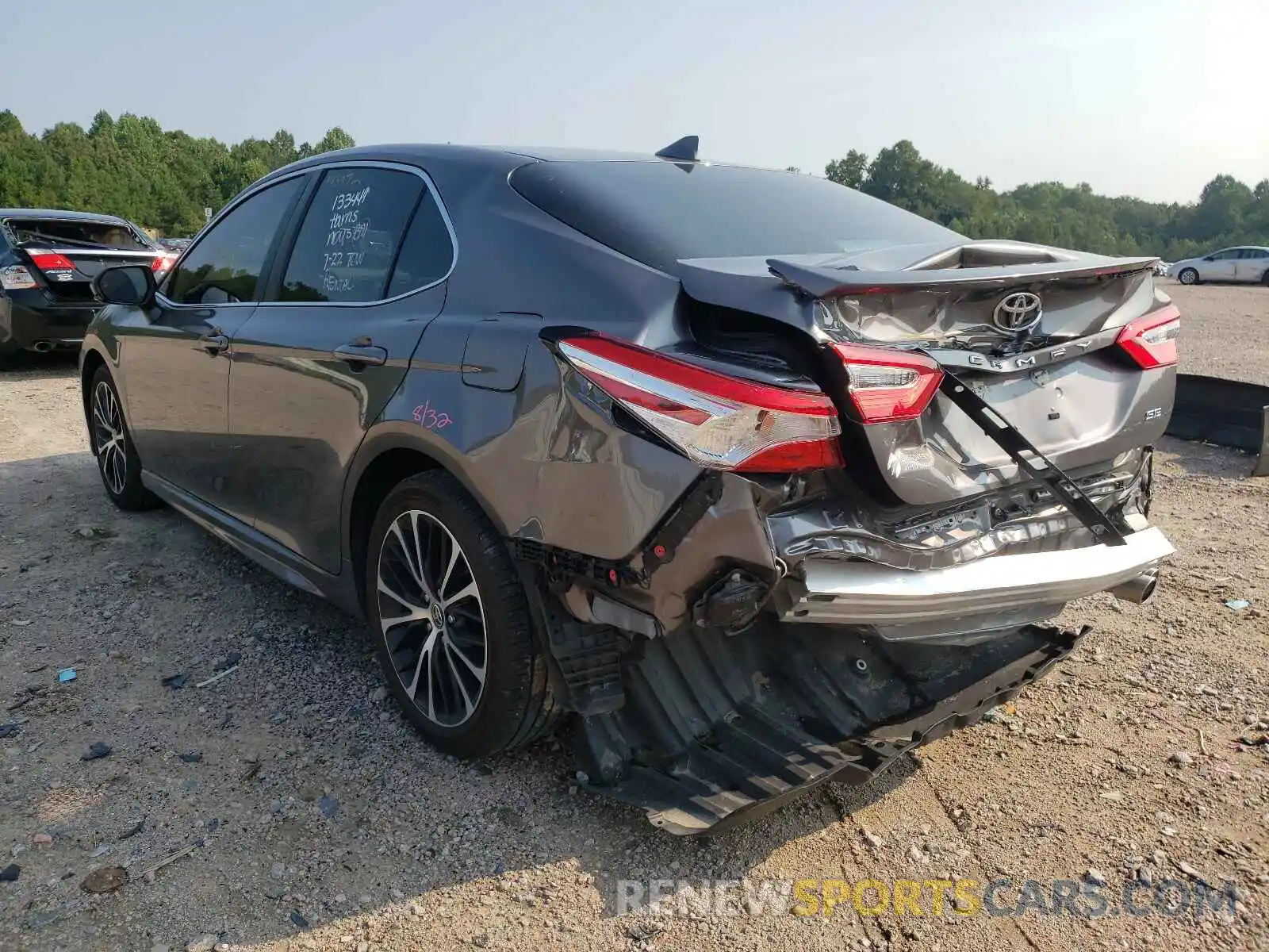 3 Photograph of a damaged car 4T1M11AK5LU993900 TOYOTA CAMRY 2020