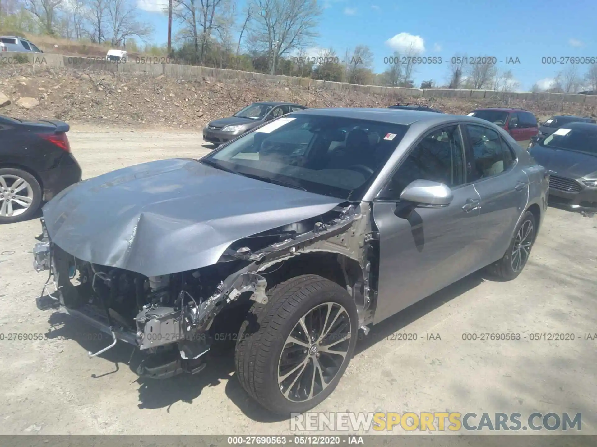 2 Photograph of a damaged car 4T1M11AK6LU878870 TOYOTA CAMRY 2020