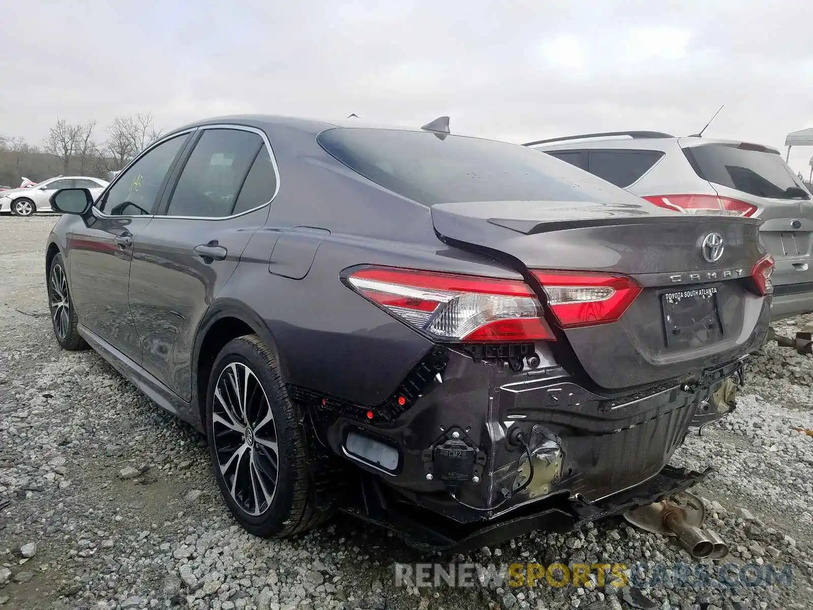 3 Photograph of a damaged car 4T1M11AK6LU921197 TOYOTA CAMRY 2020