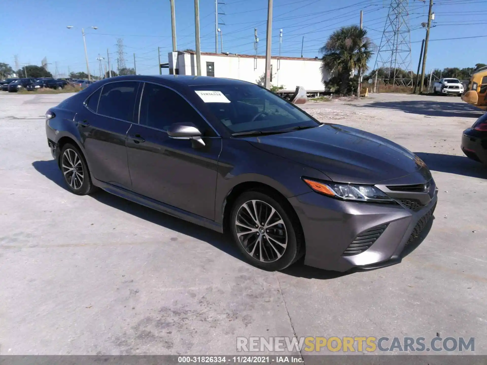 1 Photograph of a damaged car 4T1M11AK6LU940543 TOYOTA CAMRY 2020