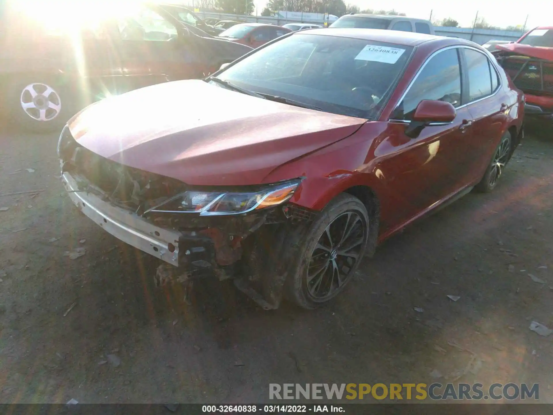 2 Photograph of a damaged car 4T1M11AK7LU330246 TOYOTA CAMRY 2020