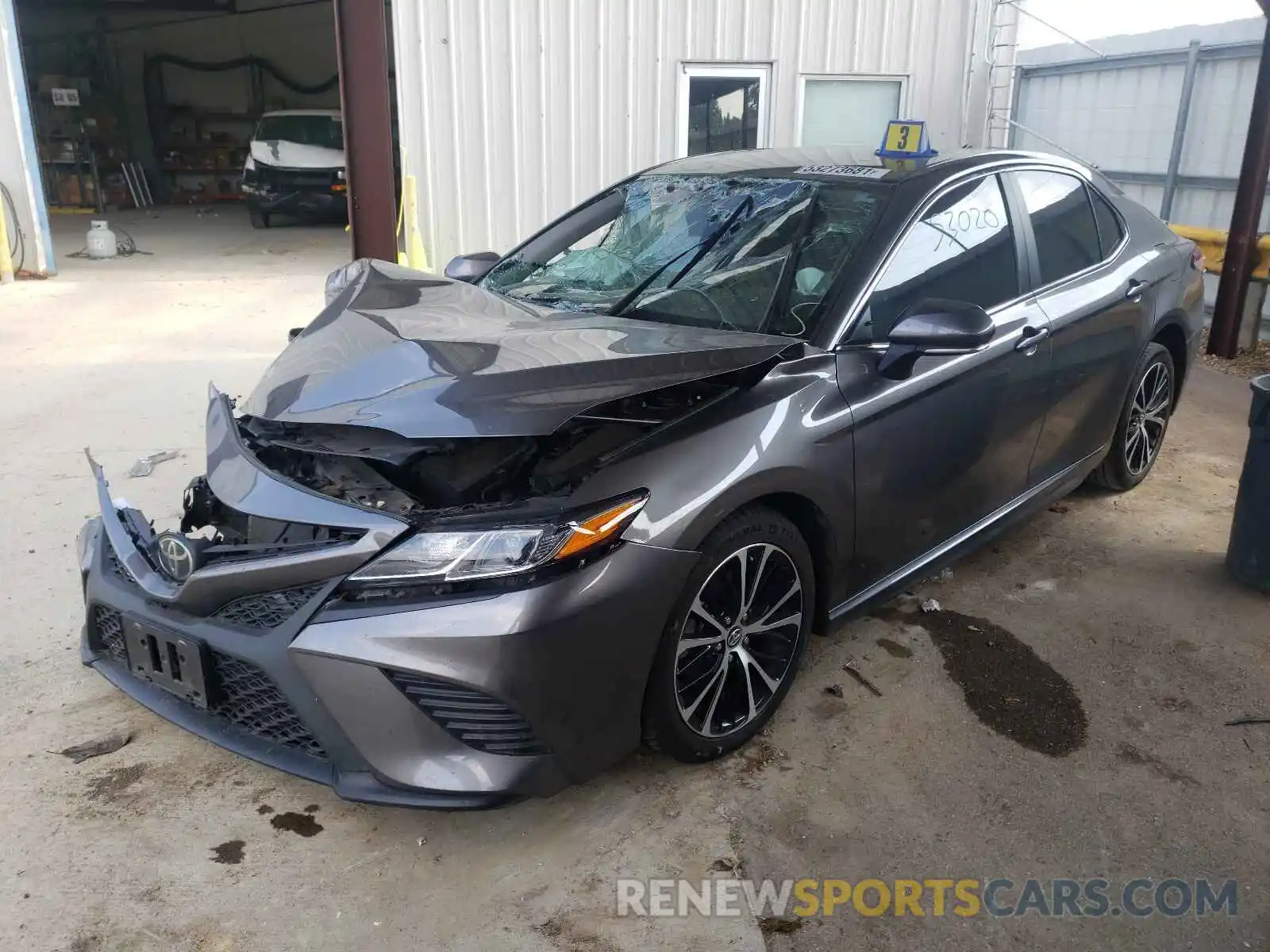 2 Photograph of a damaged car 4T1M11AK7LU871992 TOYOTA CAMRY 2020