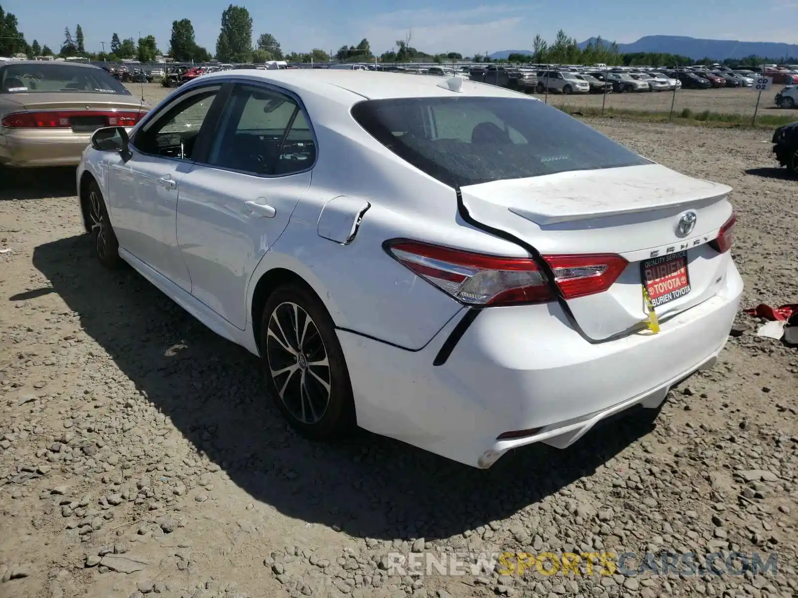 3 Photograph of a damaged car 4T1M11AK7LU874536 TOYOTA CAMRY 2020