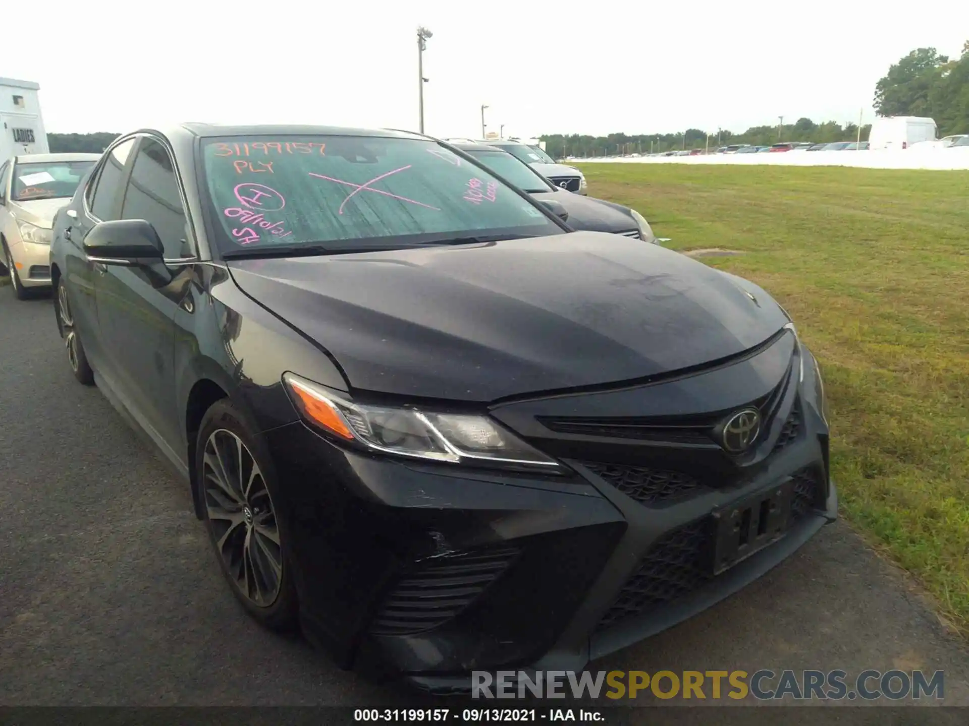 1 Photograph of a damaged car 4T1M11AK7LU919152 TOYOTA CAMRY 2020