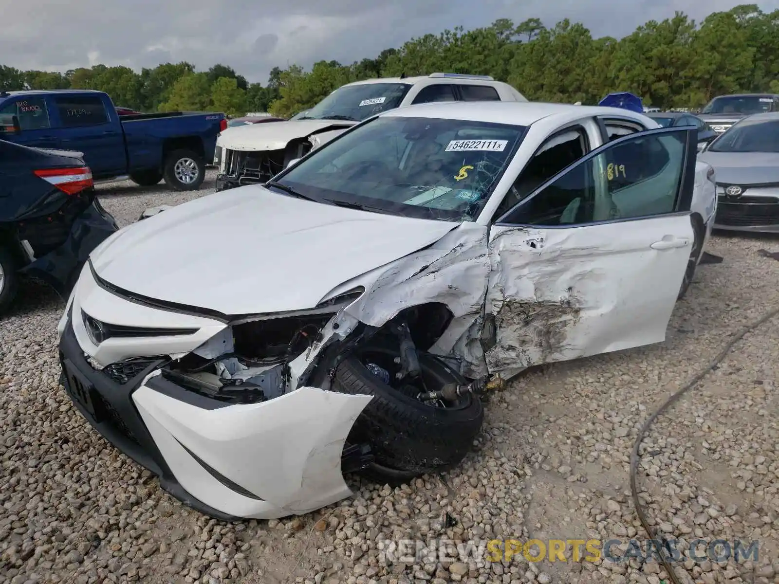 2 Photograph of a damaged car 4T1M11AK7LU999973 TOYOTA CAMRY 2020