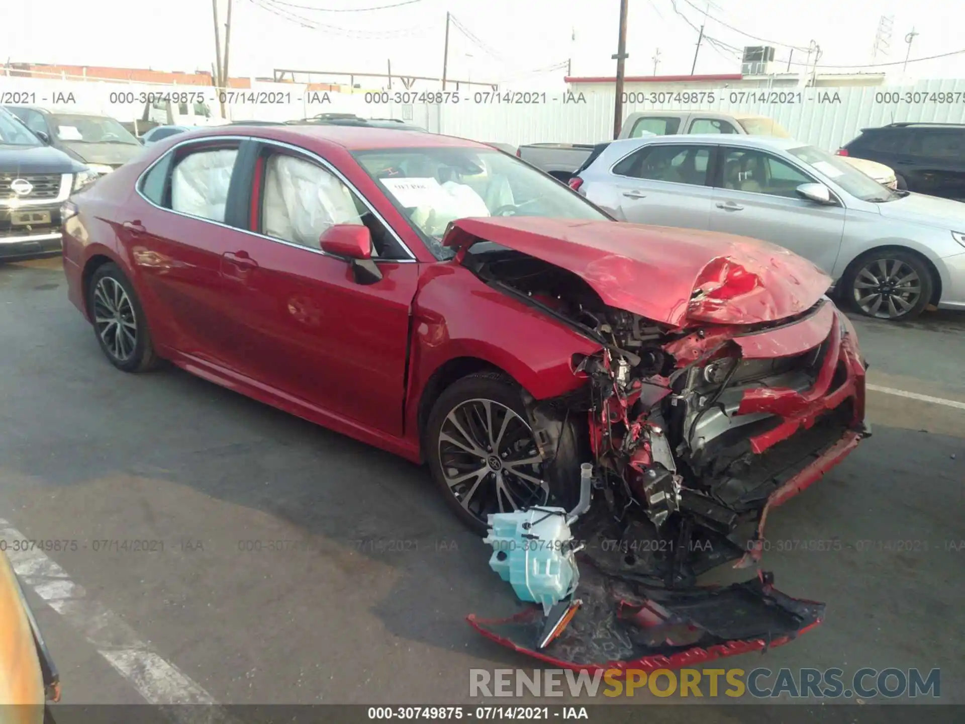 1 Photograph of a damaged car 4T1M11AK8LU399477 TOYOTA CAMRY 2020