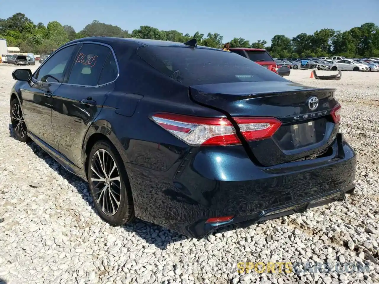 3 Photograph of a damaged car 4T1M11AK8LU502879 TOYOTA CAMRY 2020