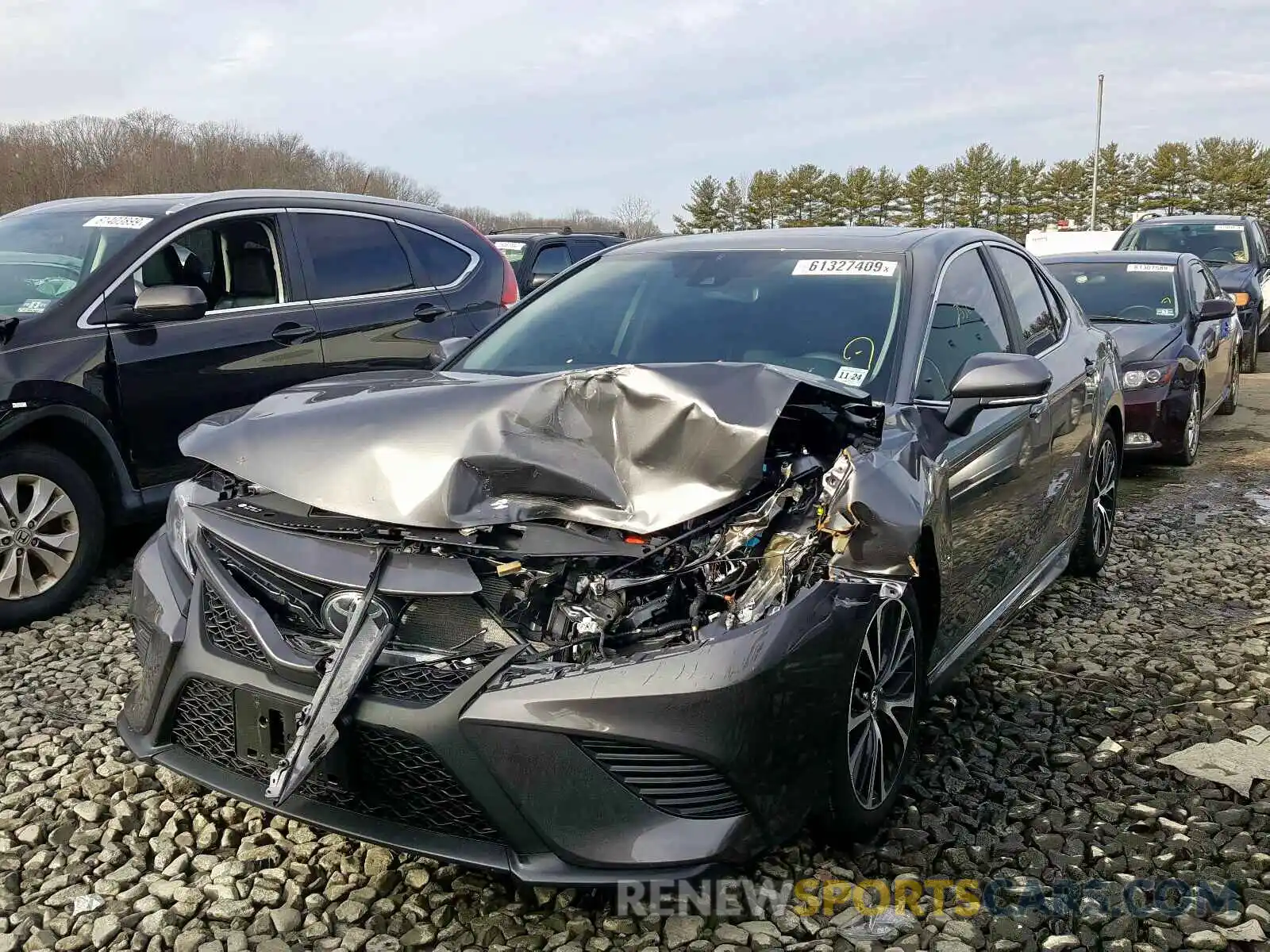 2 Photograph of a damaged car 4T1M11AK8LU868826 TOYOTA CAMRY 2020