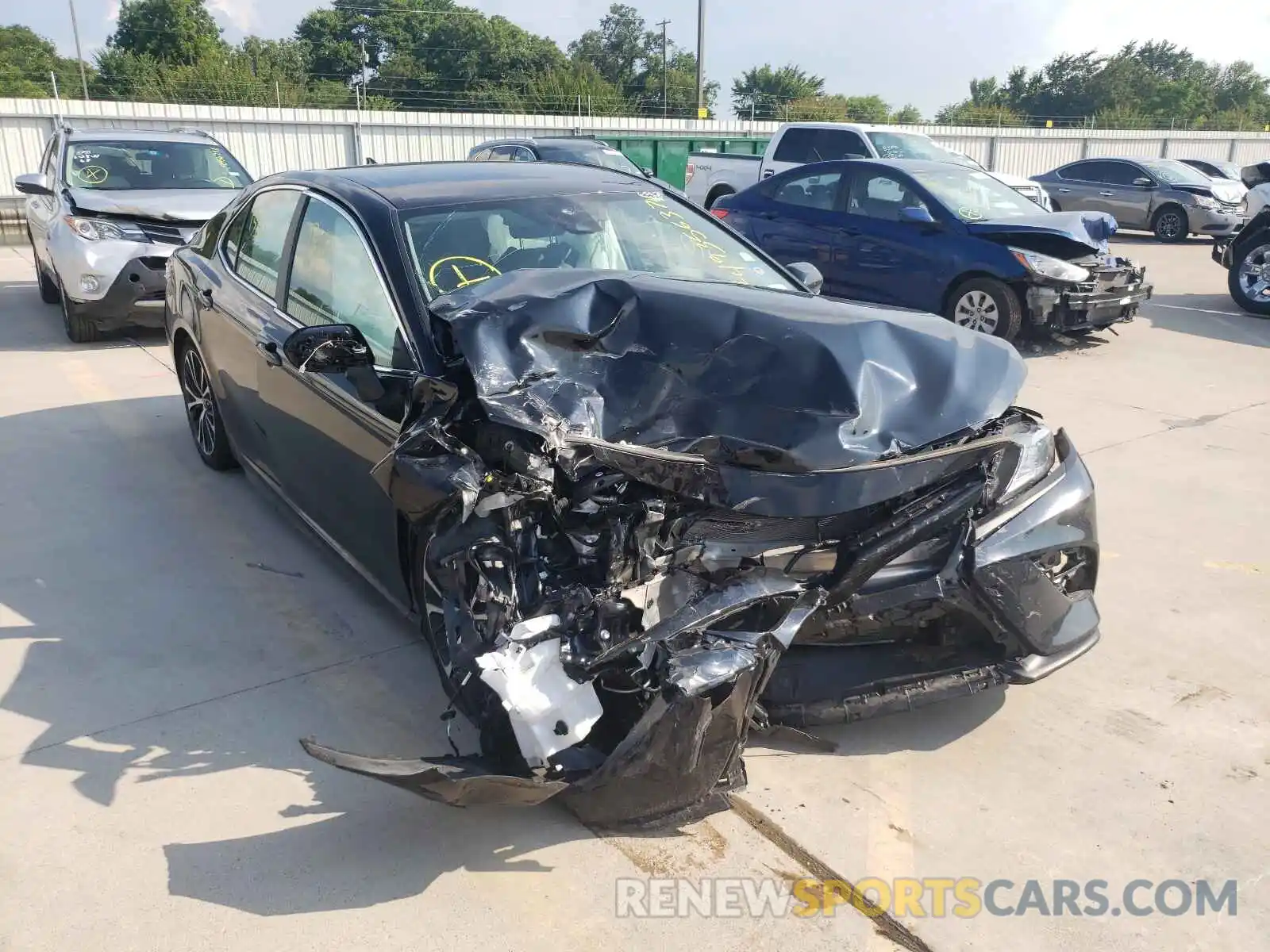 9 Photograph of a damaged car 4T1M11AK8LU920603 TOYOTA CAMRY 2020