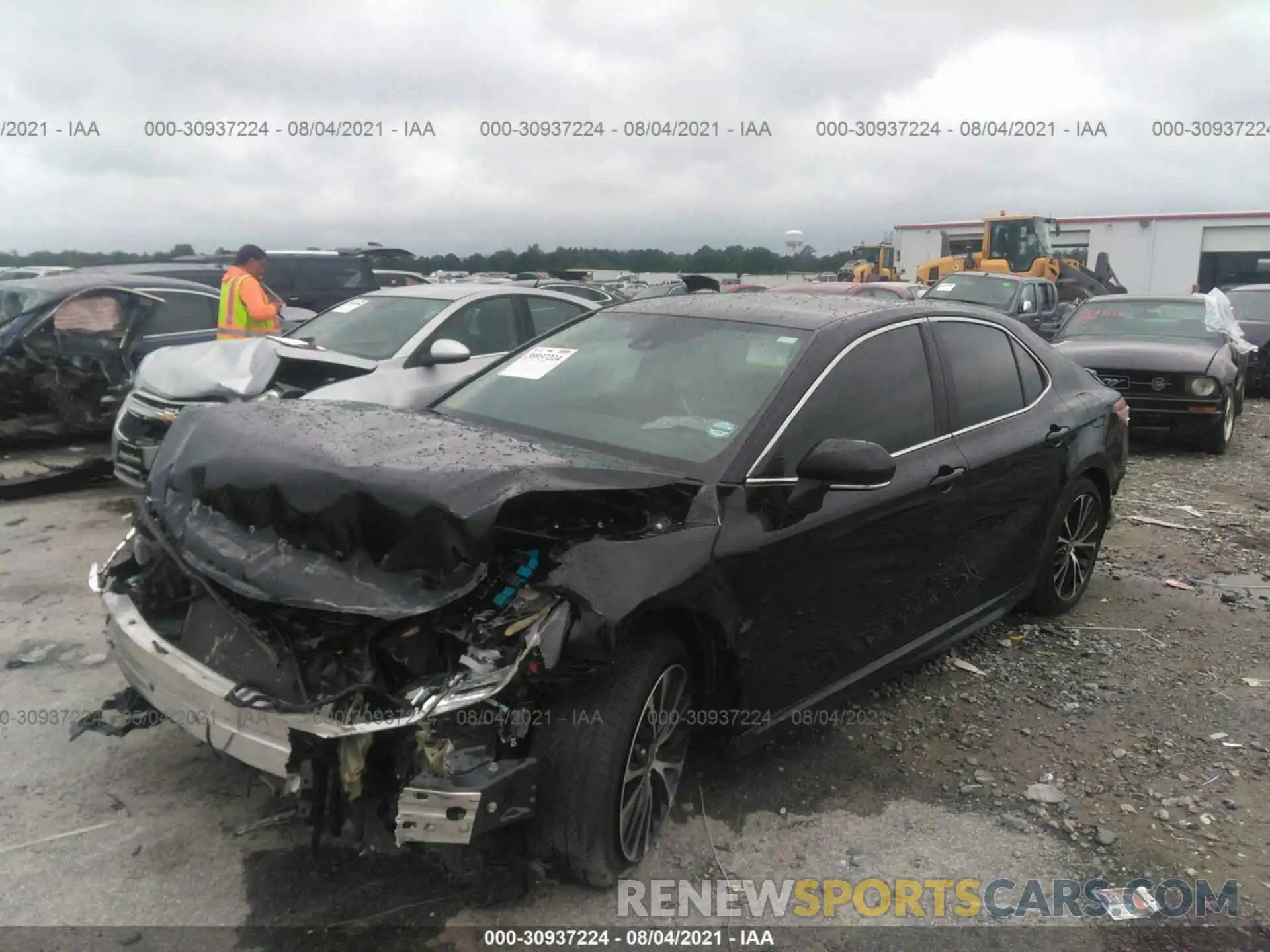 2 Photograph of a damaged car 4T1M11AK8LU958400 TOYOTA CAMRY 2020