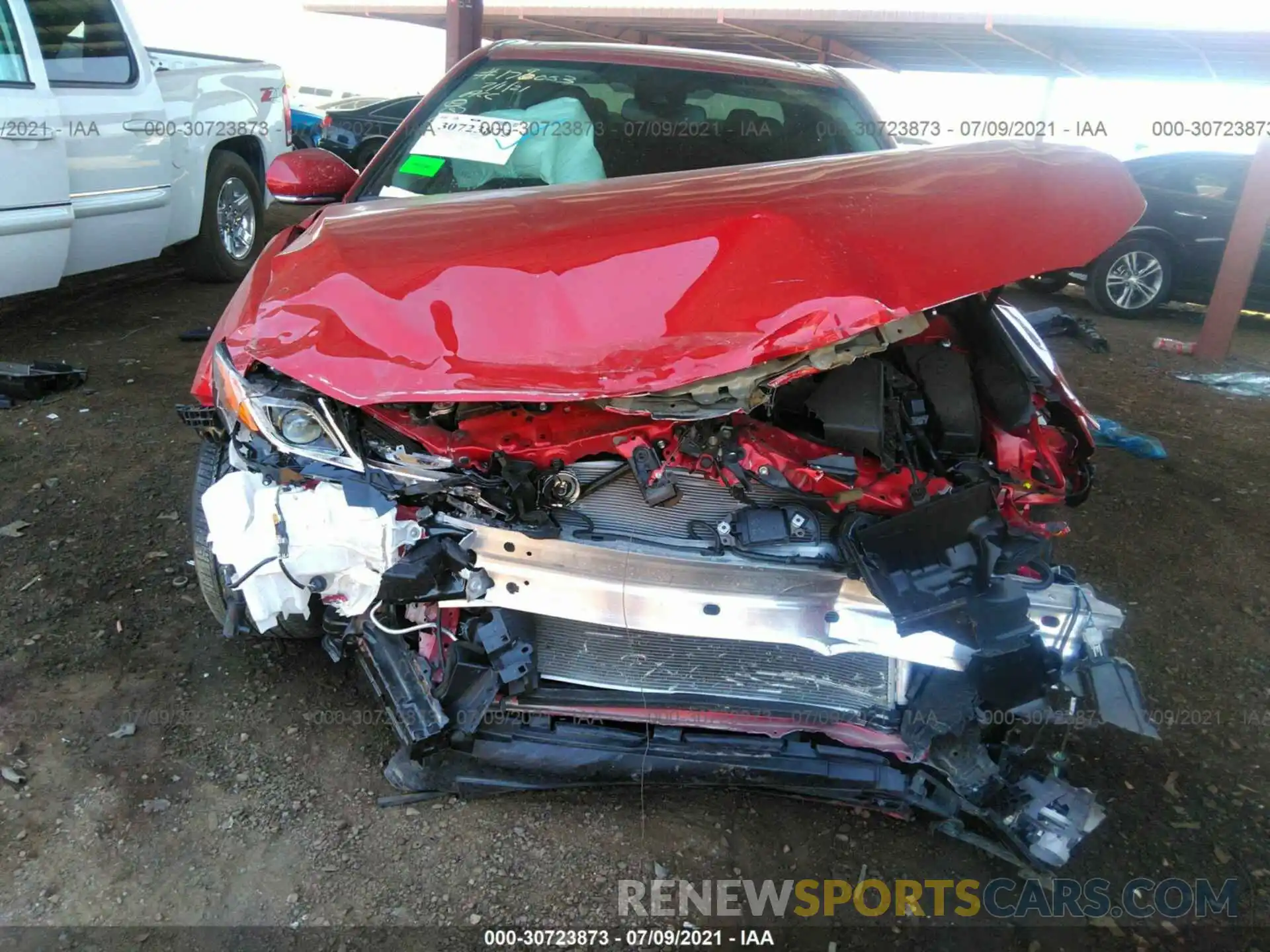 6 Photograph of a damaged car 4T1M11AK9LU378489 TOYOTA CAMRY 2020