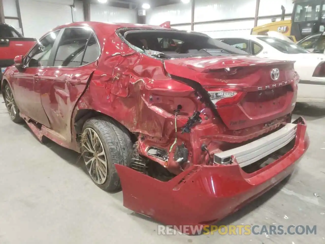 9 Photograph of a damaged car 4T1M11AK9LU392845 TOYOTA CAMRY 2020