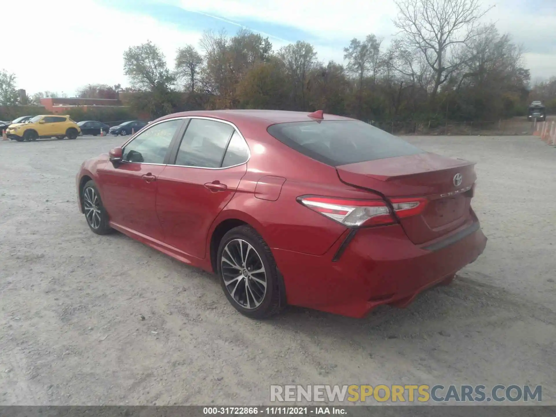 3 Photograph of a damaged car 4T1M11AK9LU399083 TOYOTA CAMRY 2020