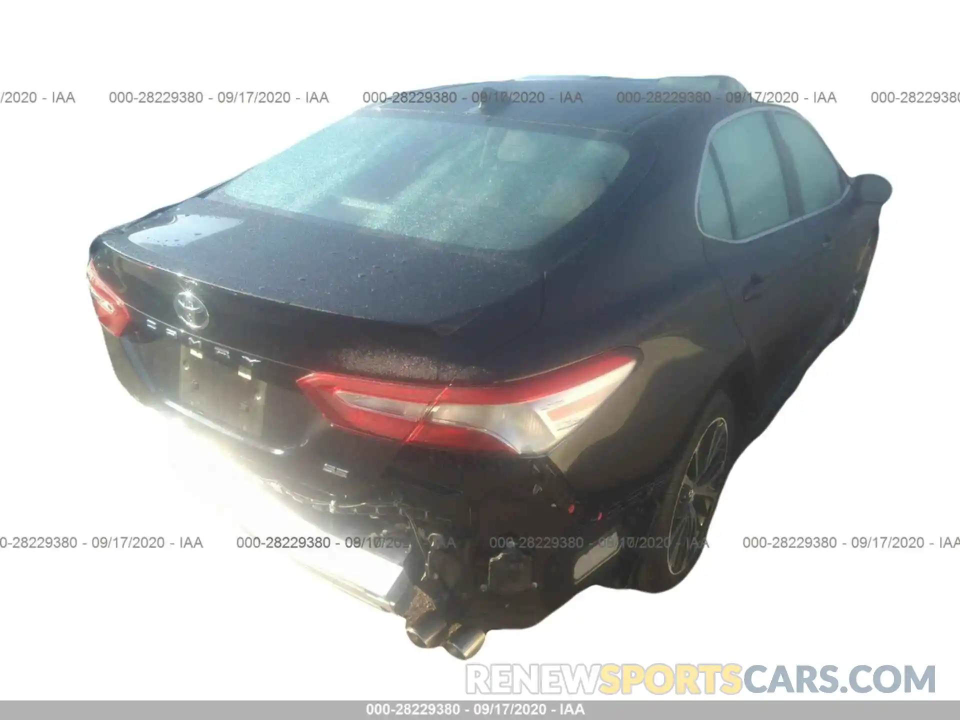 4 Фотография поврежденного автомобиля 4T1M11AK9LU862257 TOYOTA CAMRY 2020