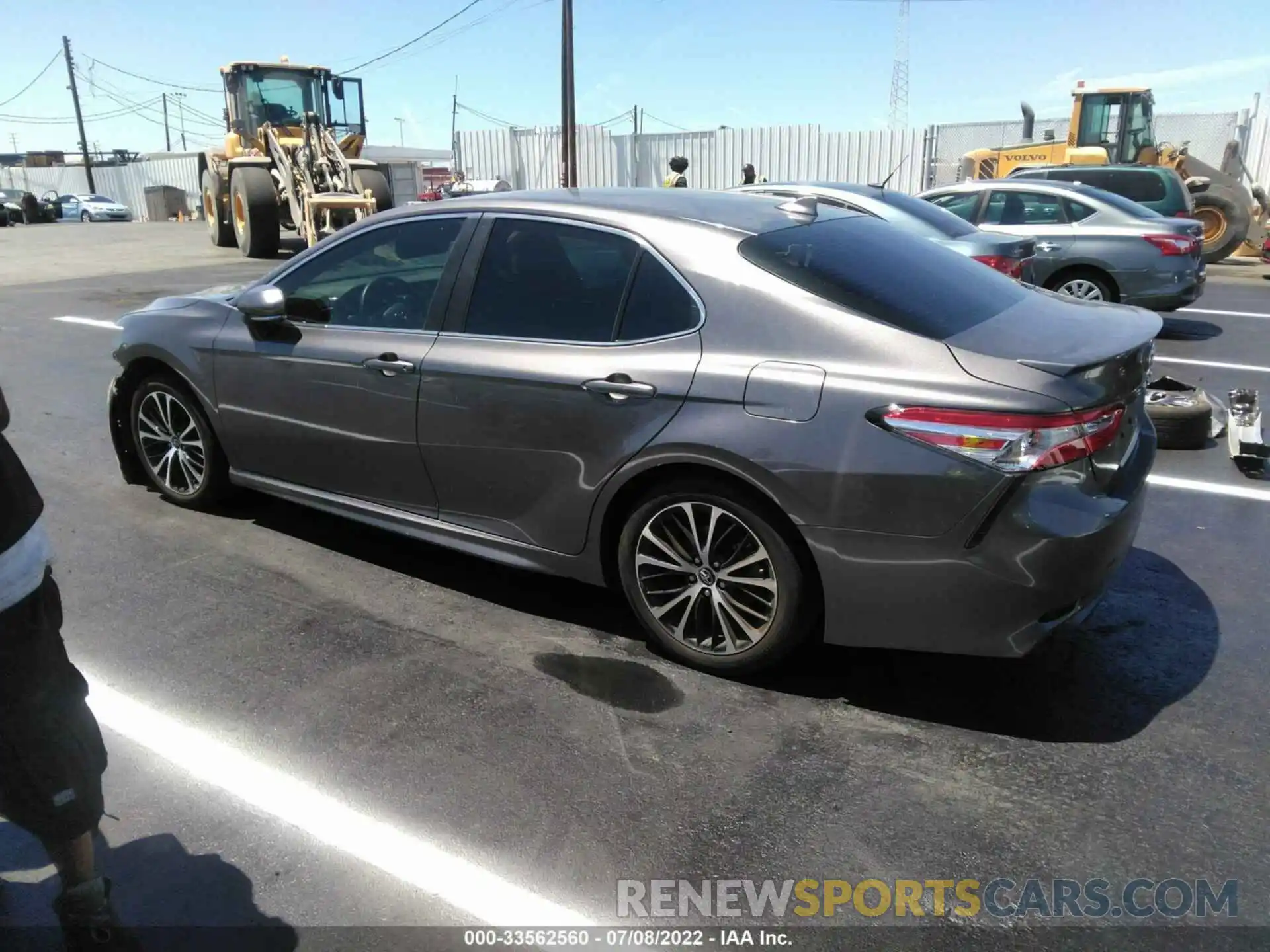 3 Photograph of a damaged car 4T1M11AK9LU874683 TOYOTA CAMRY 2020