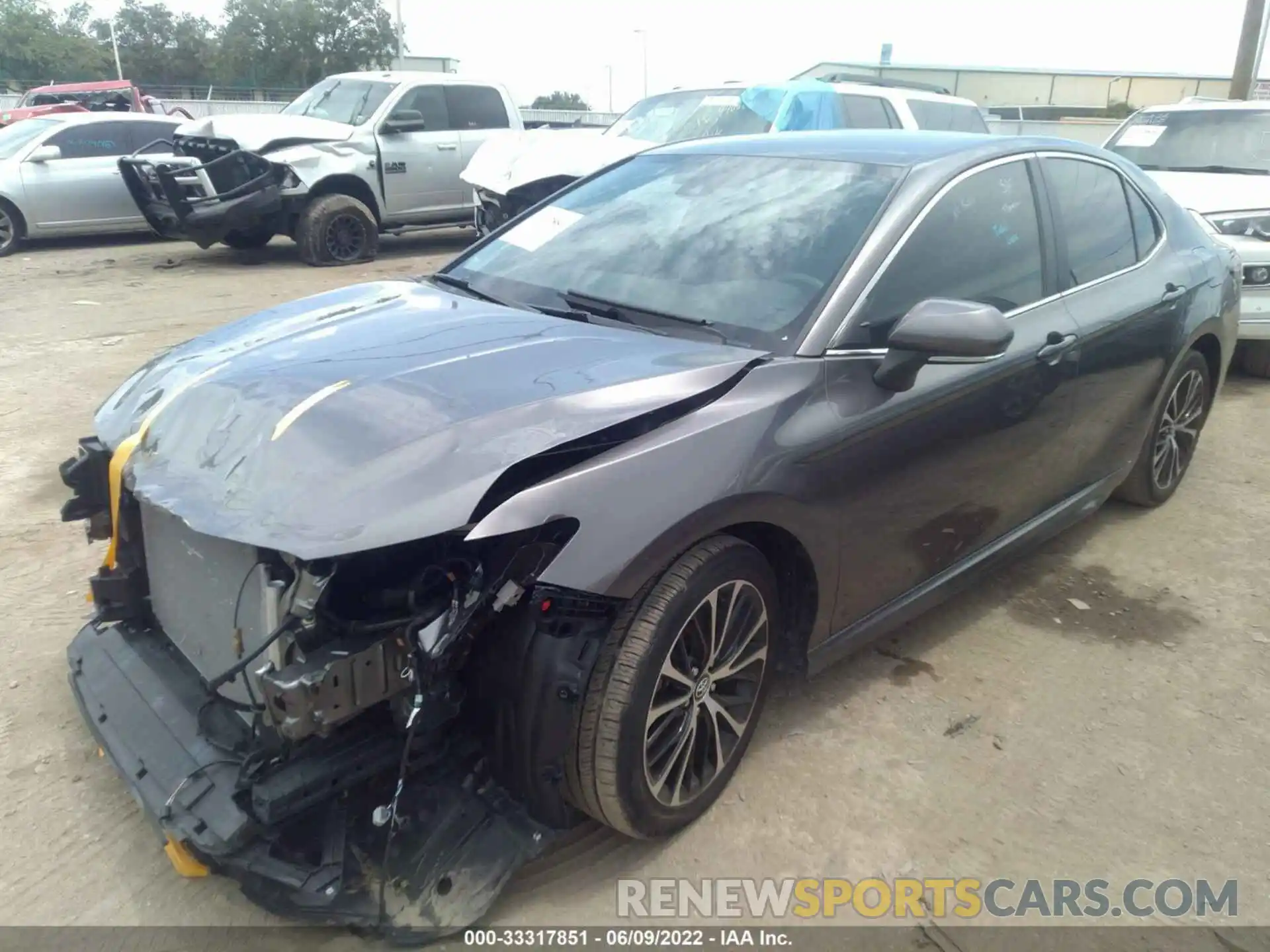 2 Photograph of a damaged car 4T1M11AK9LU903745 TOYOTA CAMRY 2020