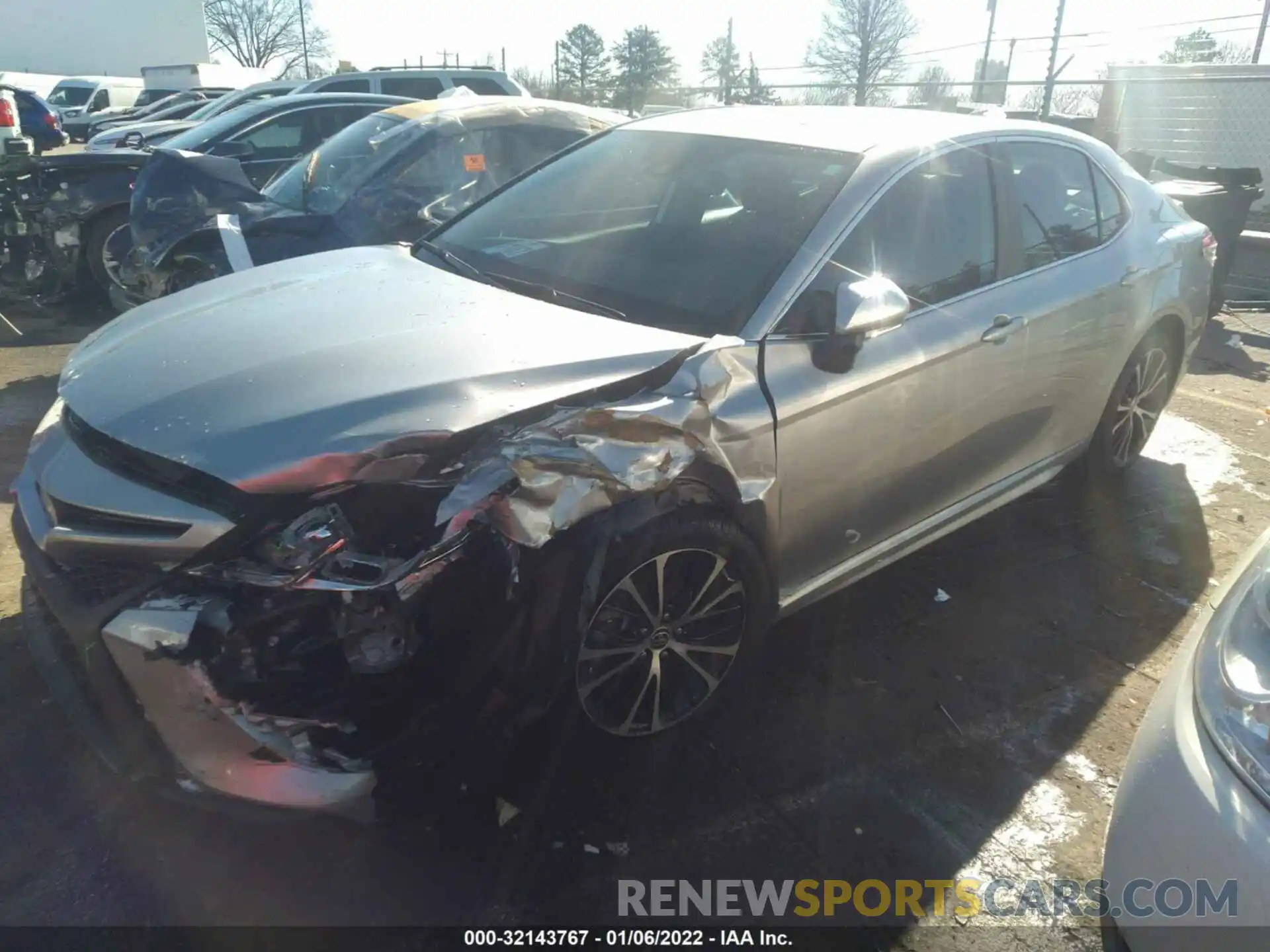 2 Photograph of a damaged car 4T1M11AK9LU958888 TOYOTA CAMRY 2020