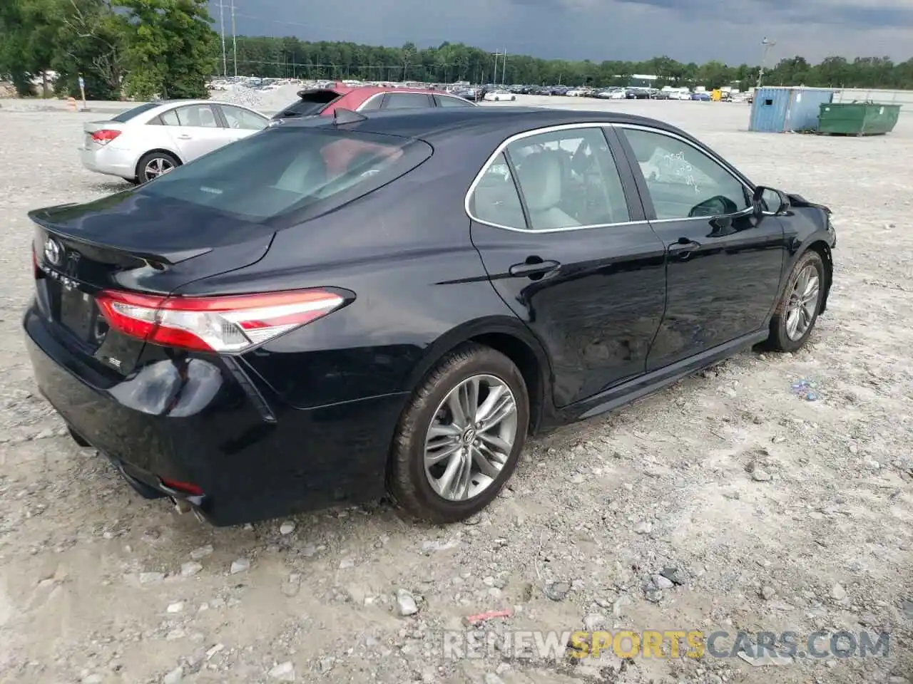 4 Photograph of a damaged car 4T1M11AK9LU960592 TOYOTA CAMRY 2020