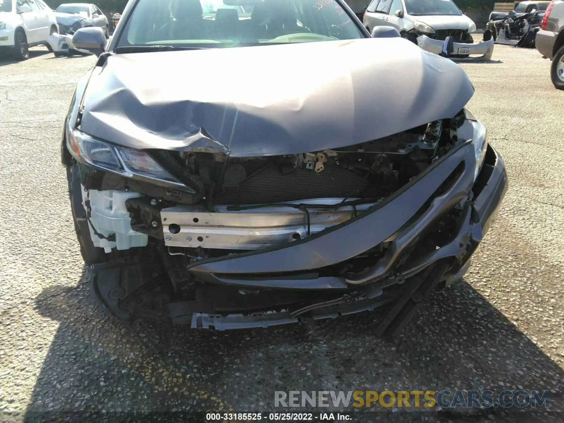 6 Photograph of a damaged car 4T1M11AK9LU987940 TOYOTA CAMRY 2020