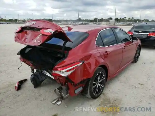 4 Photograph of a damaged car 4T1M11AKXLU322304 TOYOTA CAMRY 2020