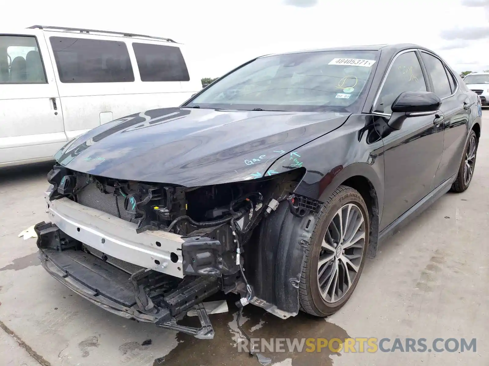 2 Photograph of a damaged car 4T1M11AKXLU333738 TOYOTA CAMRY 2020