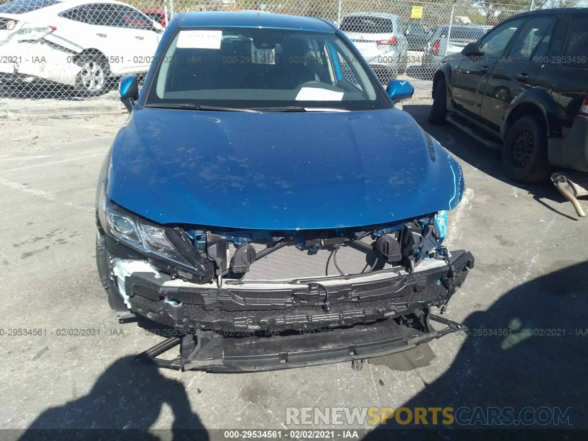 6 Photograph of a damaged car 4T1M11AKXLU345758 TOYOTA CAMRY 2020