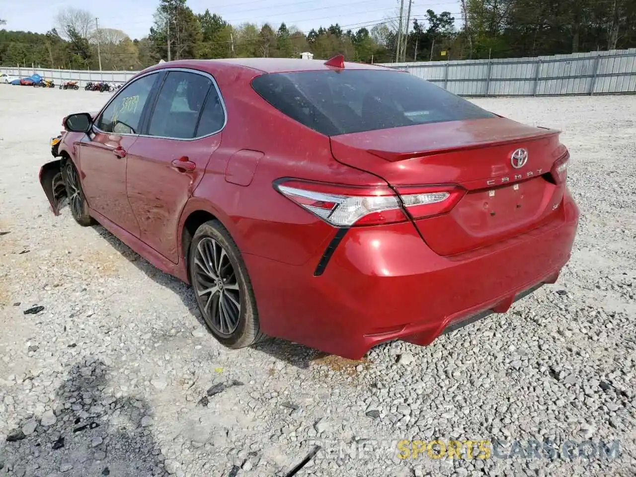 3 Photograph of a damaged car 4T1M11AKXLU366495 TOYOTA CAMRY 2020