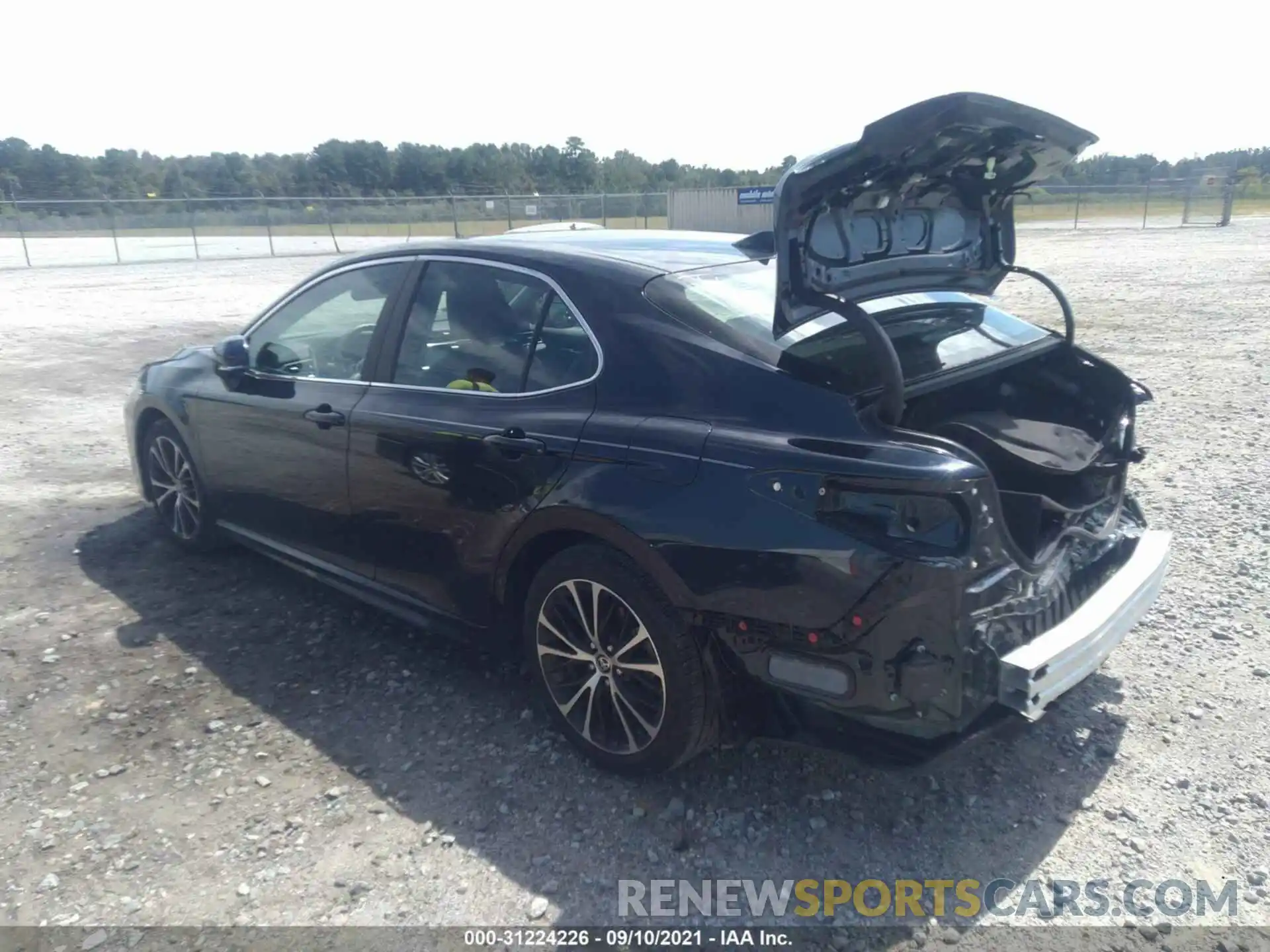 3 Photograph of a damaged car 4T1M11AKXLU398458 TOYOTA CAMRY 2020